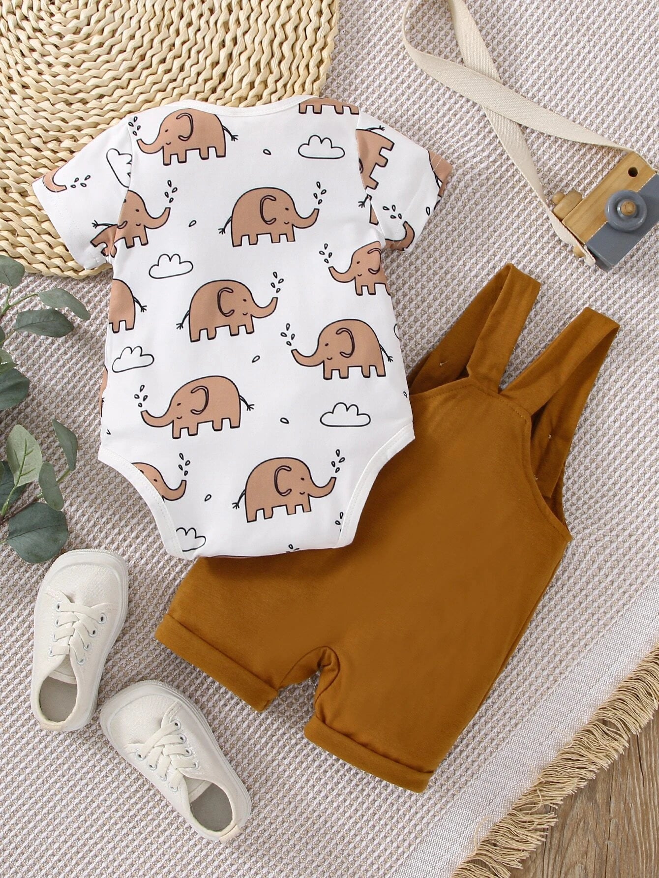 Baby Boy Elephant Print Bodysuit & Patched Pocket Overall Romper