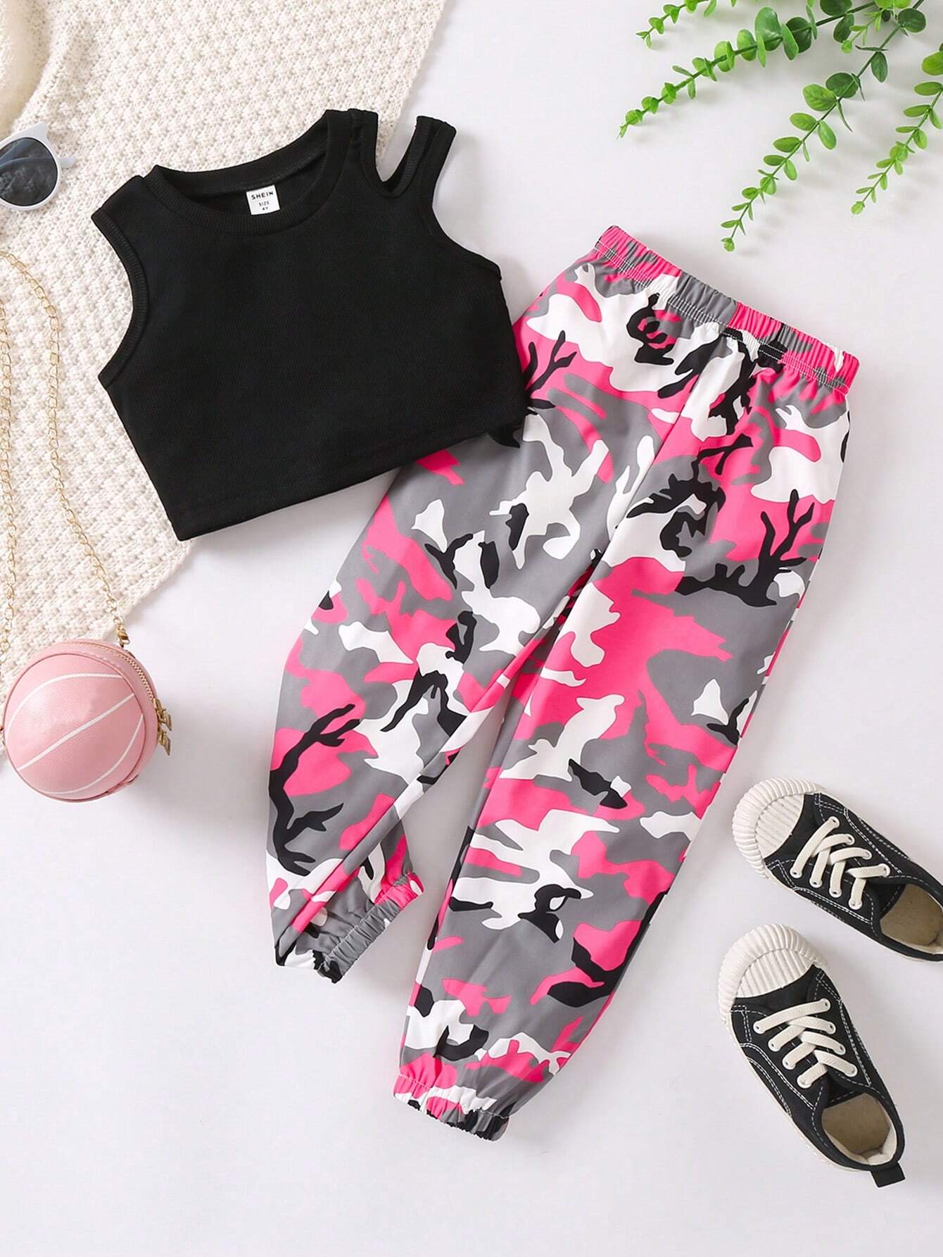 Young Girl Cut Out Tank Top & Camo Print Pants Multicolor 2