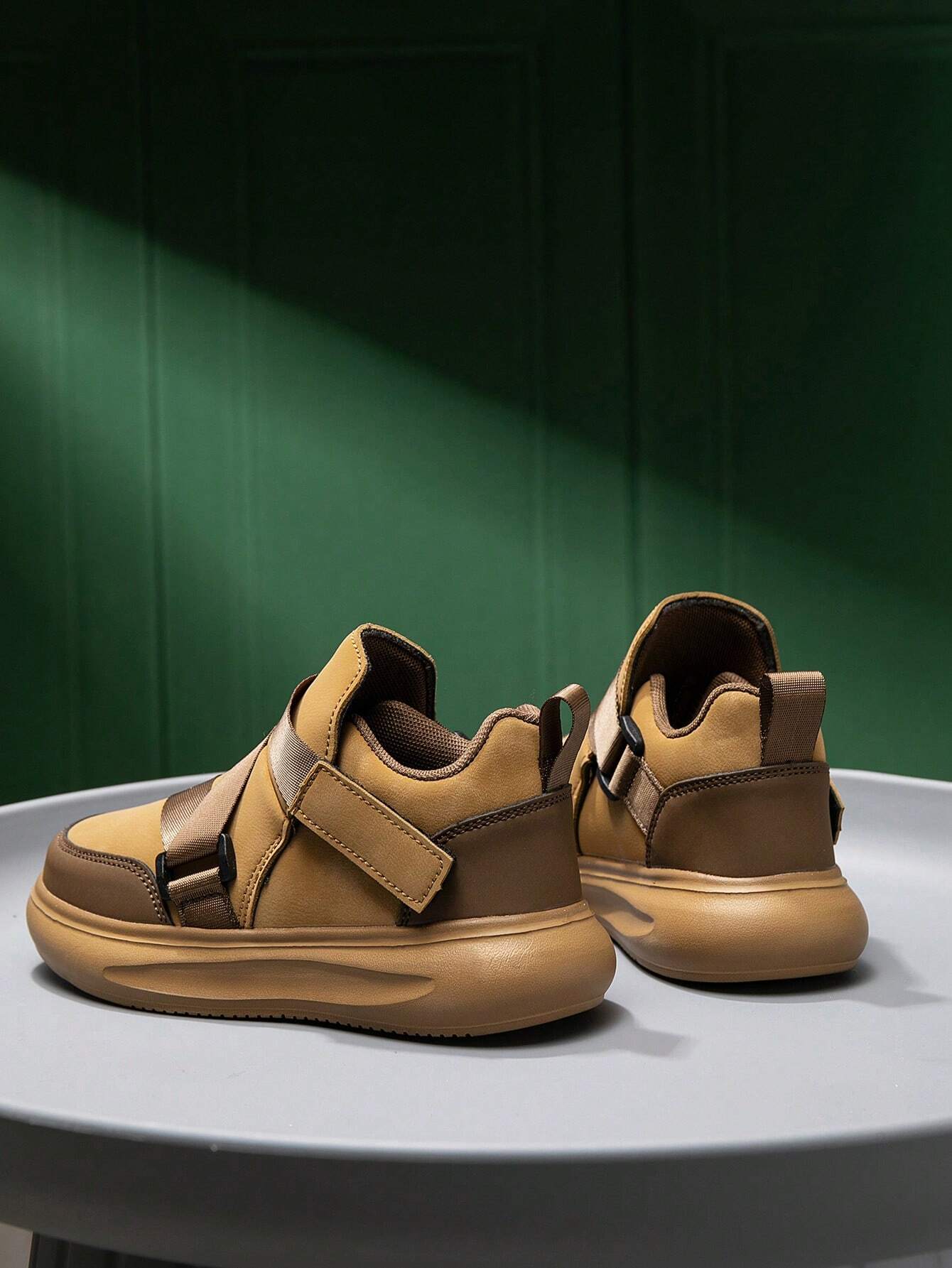 1 Pair Kids' Sports Shoes