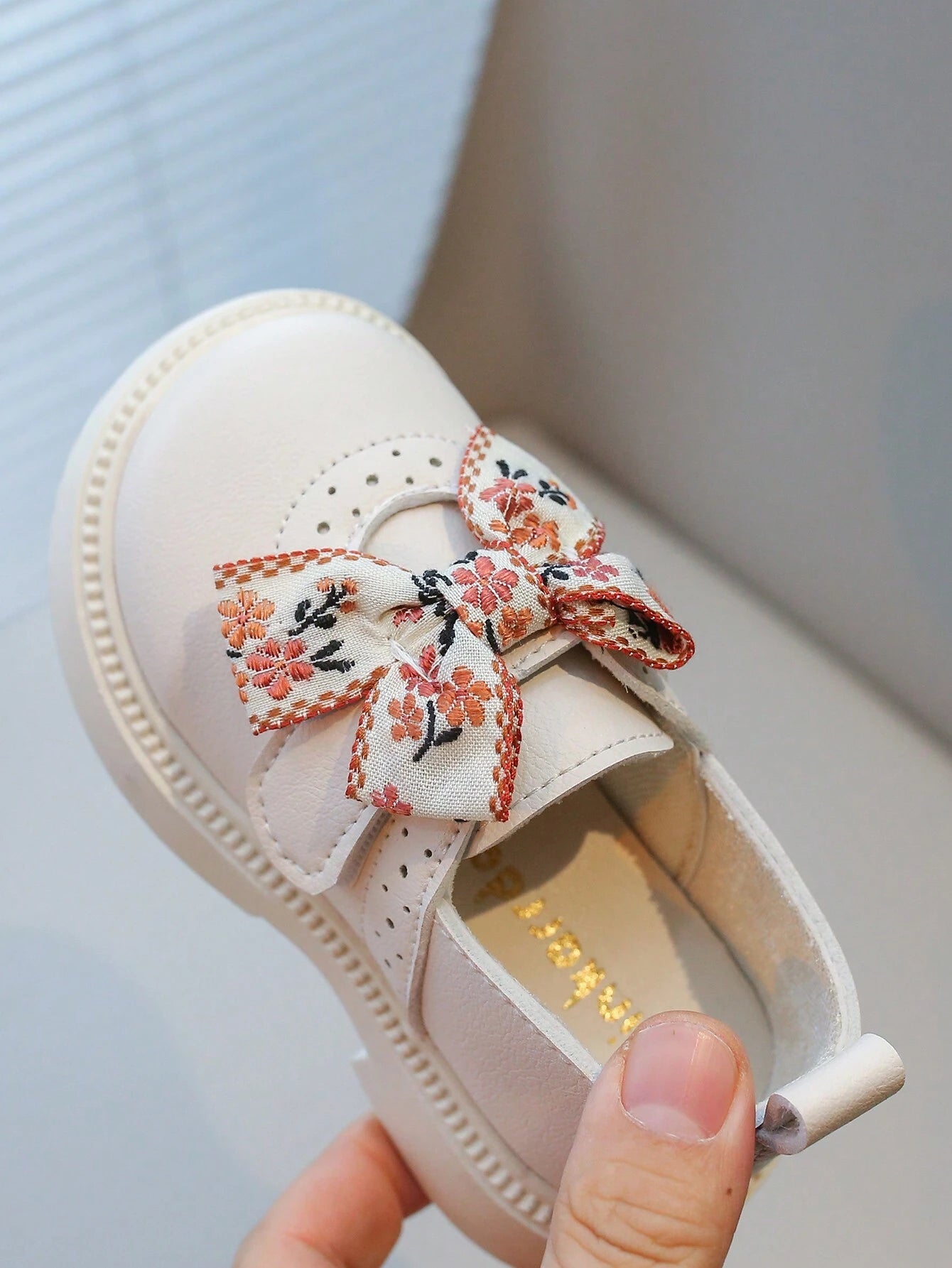 Children's College Style Bow Knot Soft Bottom Leather Shoes Girls' Shoes