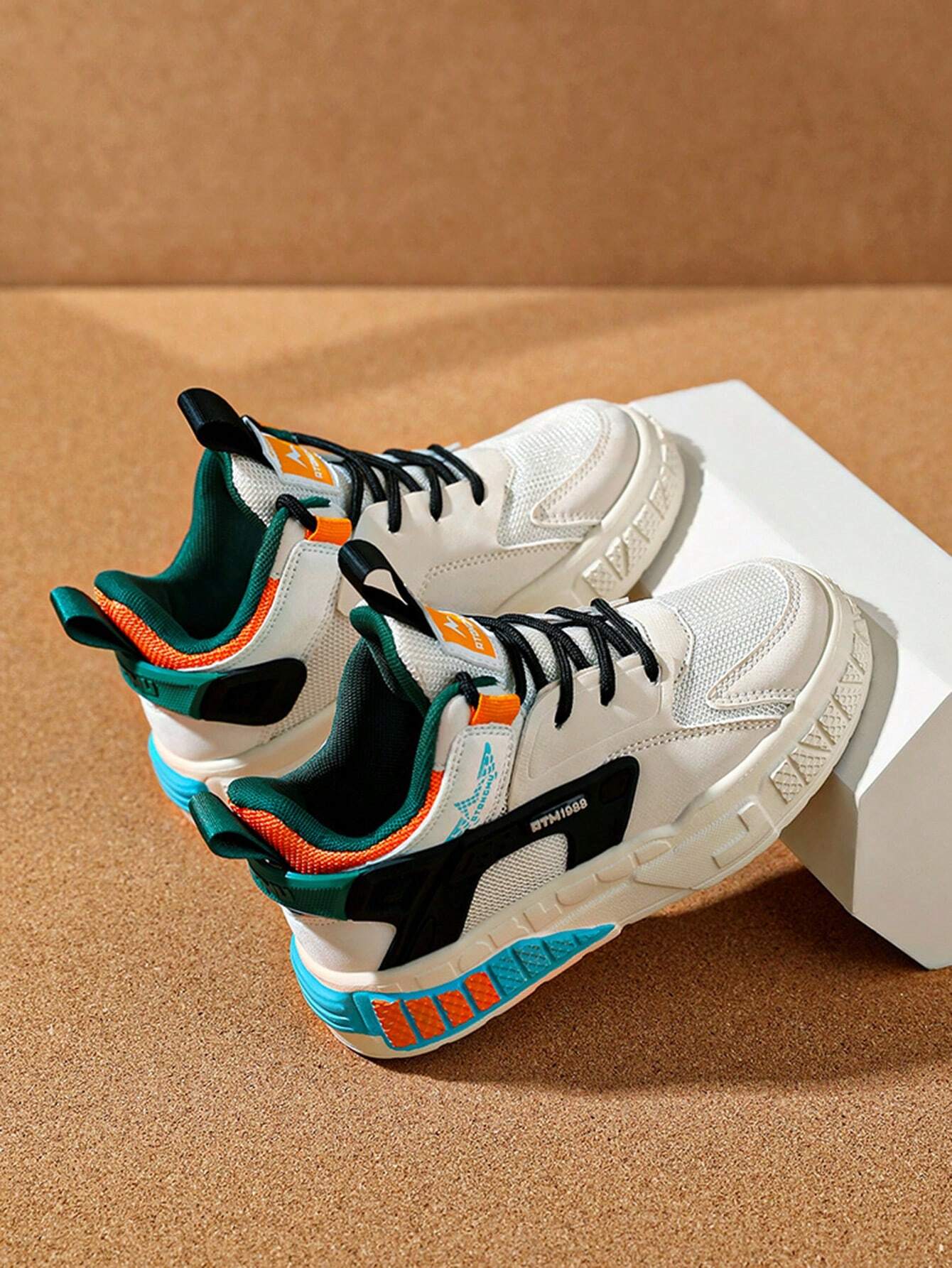 1pair Unisex Children's Leather And Mesh Splice Skateboard Casual Shoes