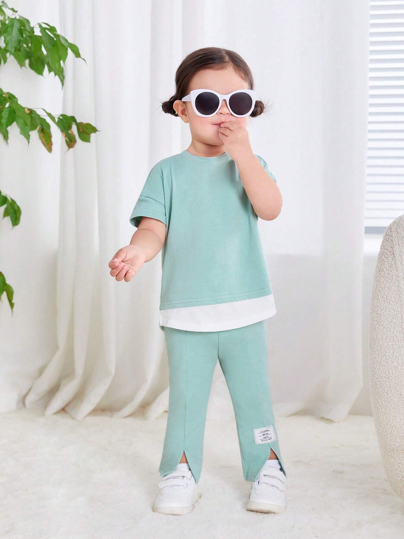 Baby Girl Knitted Simple Casual 2 In 1 Colorblock Short Sleeve Top And Split Hem Pants Green