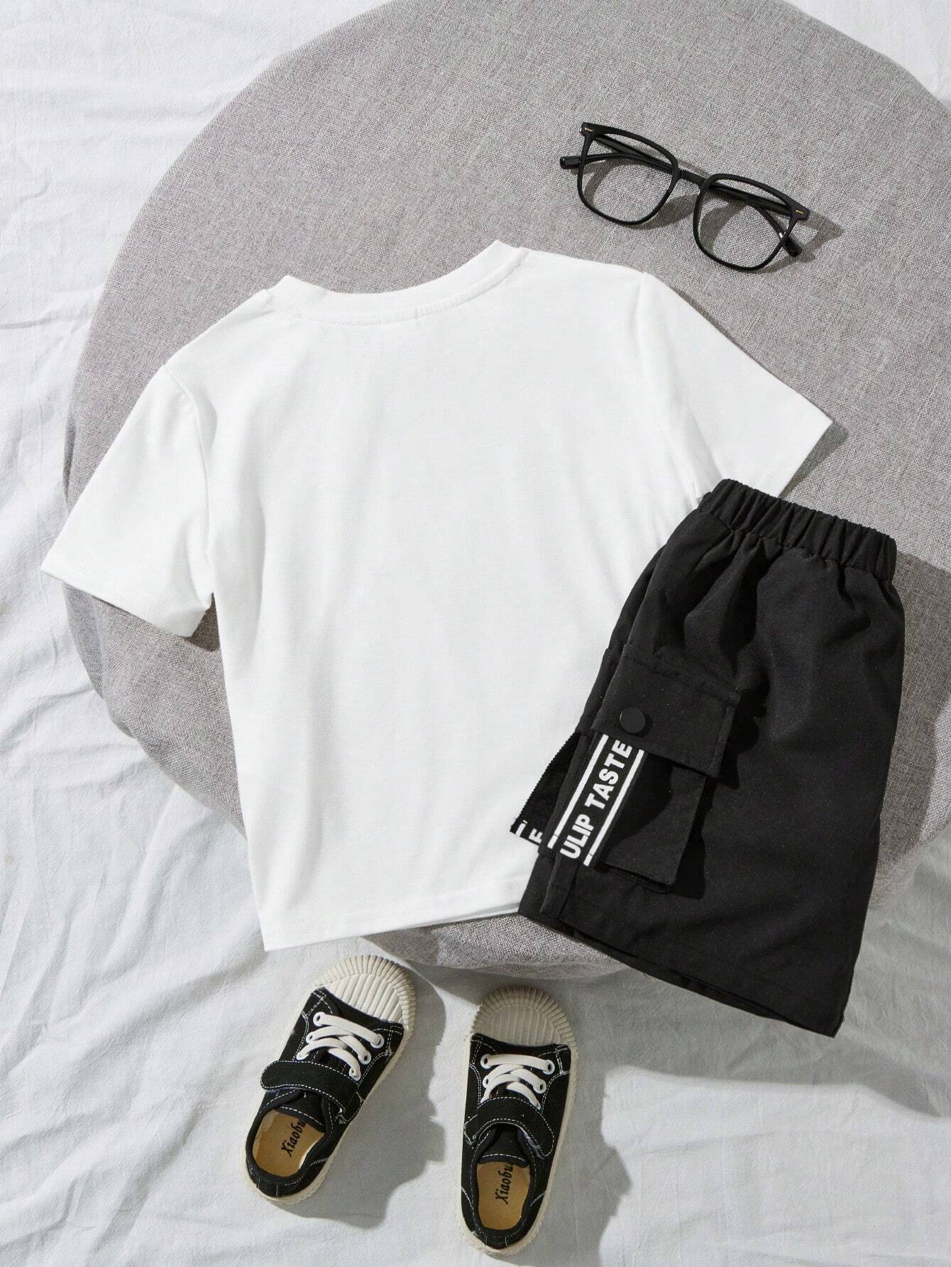 2pcs Young Boys' Street Style Slogan Printed Round Neck T-Shirt With 3d Pocket & Weave Ribbon Detailing And Colorblock Four Button Shorts Set