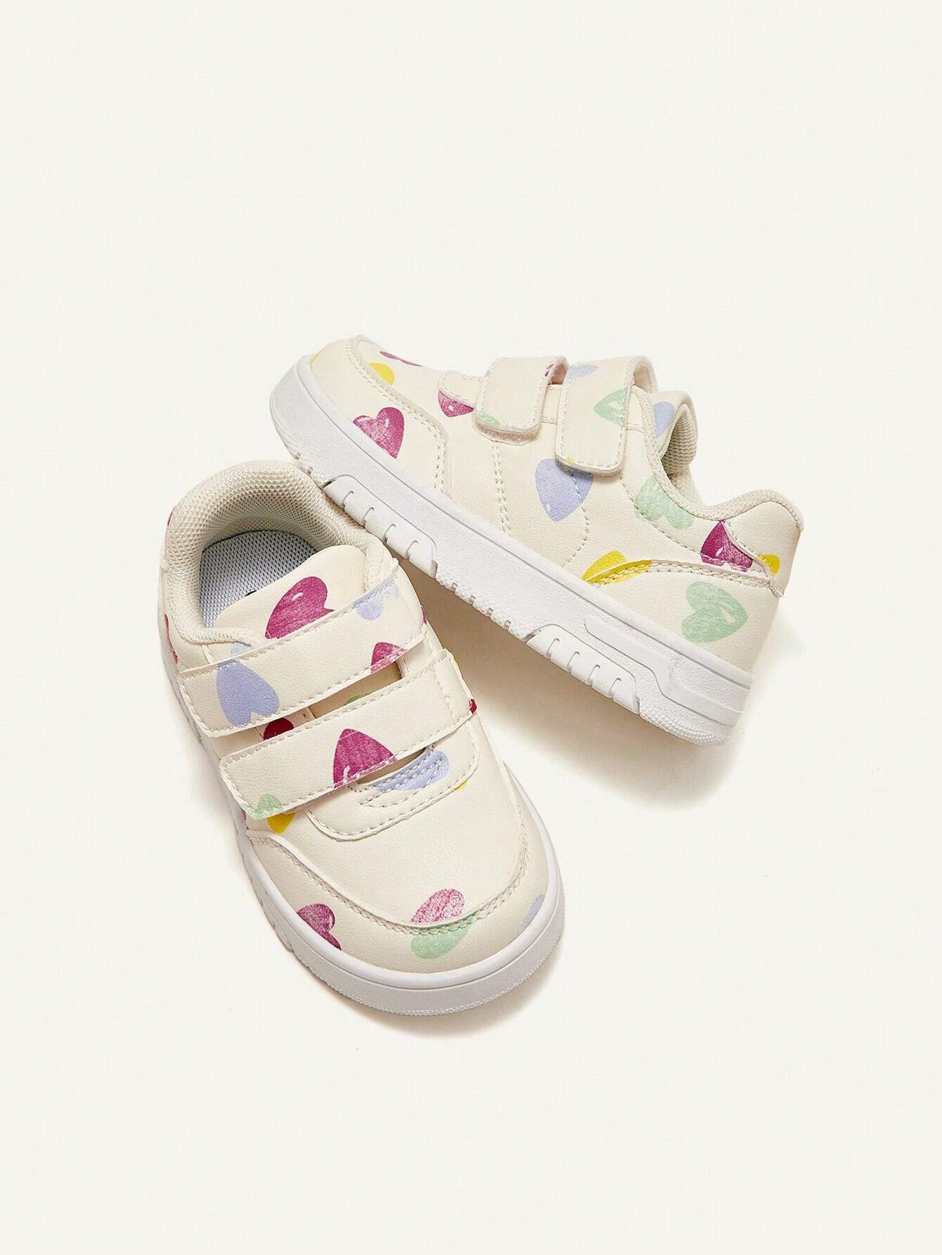 Baby Girls' Super Soft Heart Printed Anti-collision Toe And Anti-slip Sole Sneakers