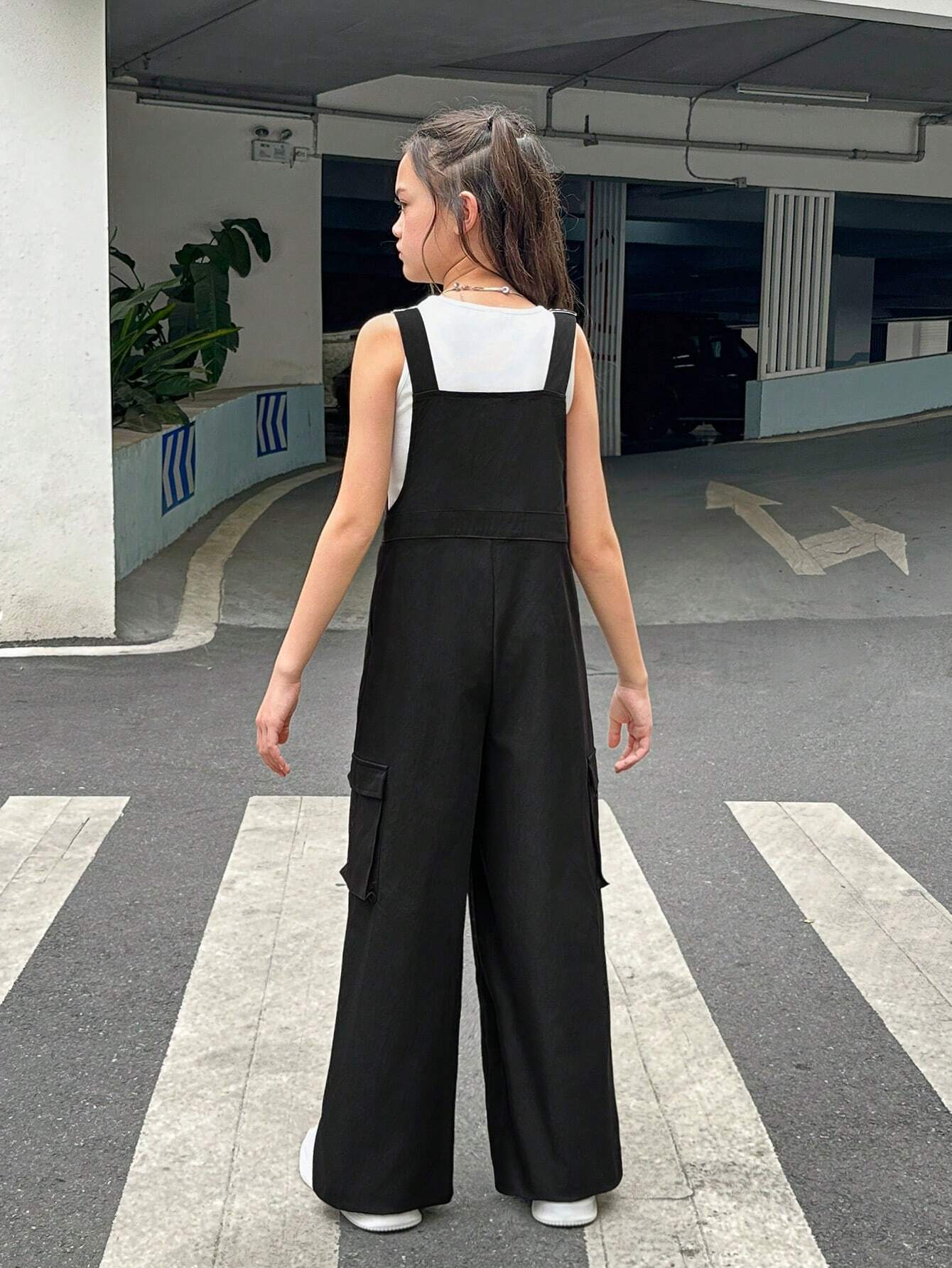 Tween Girls' Casual Sports Streetwear Vest Top And Overalls Set