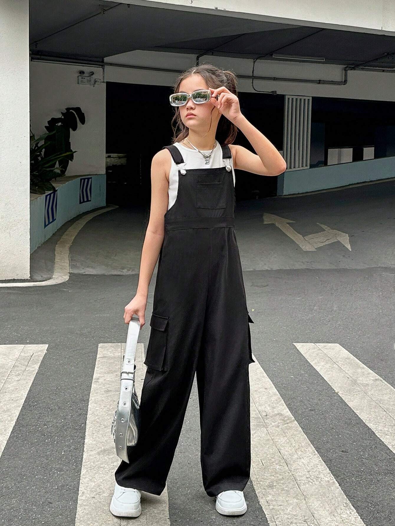 Tween Girls' Casual Sports Streetwear Vest Top And Overalls Set
