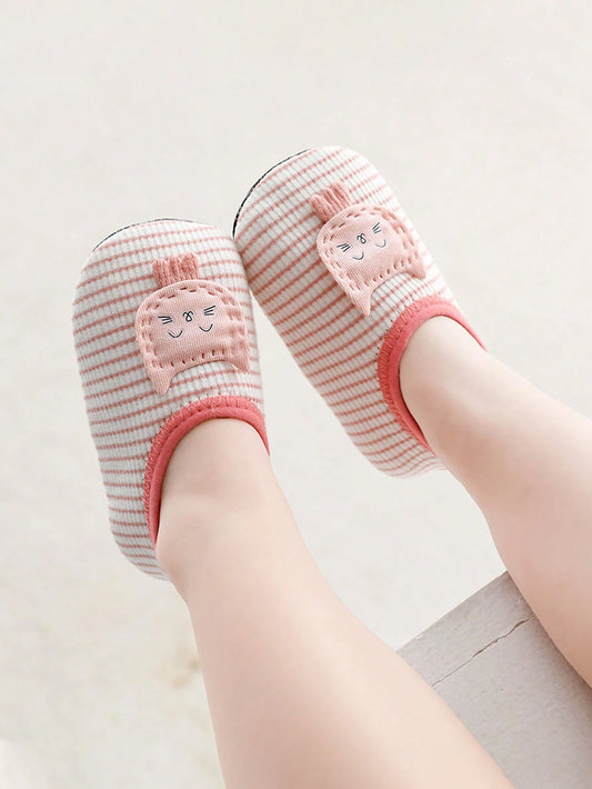 1 Pair Baby Shoes, Suitable For Indoor Anti-Slip Walking, Soft Sole Footwear With Cute Cartoon Design Pink
