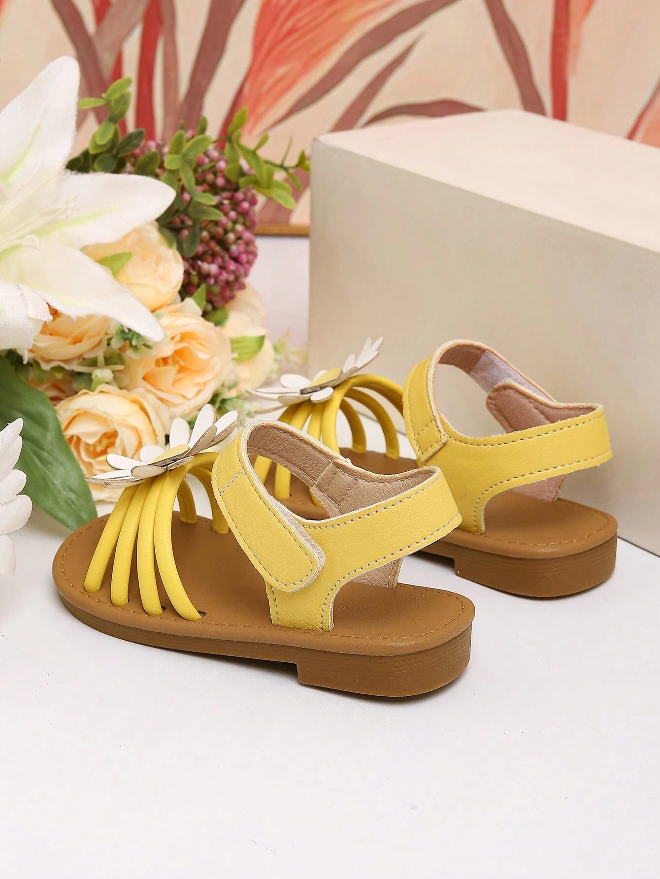 Girls' Summer Daisy Sandals