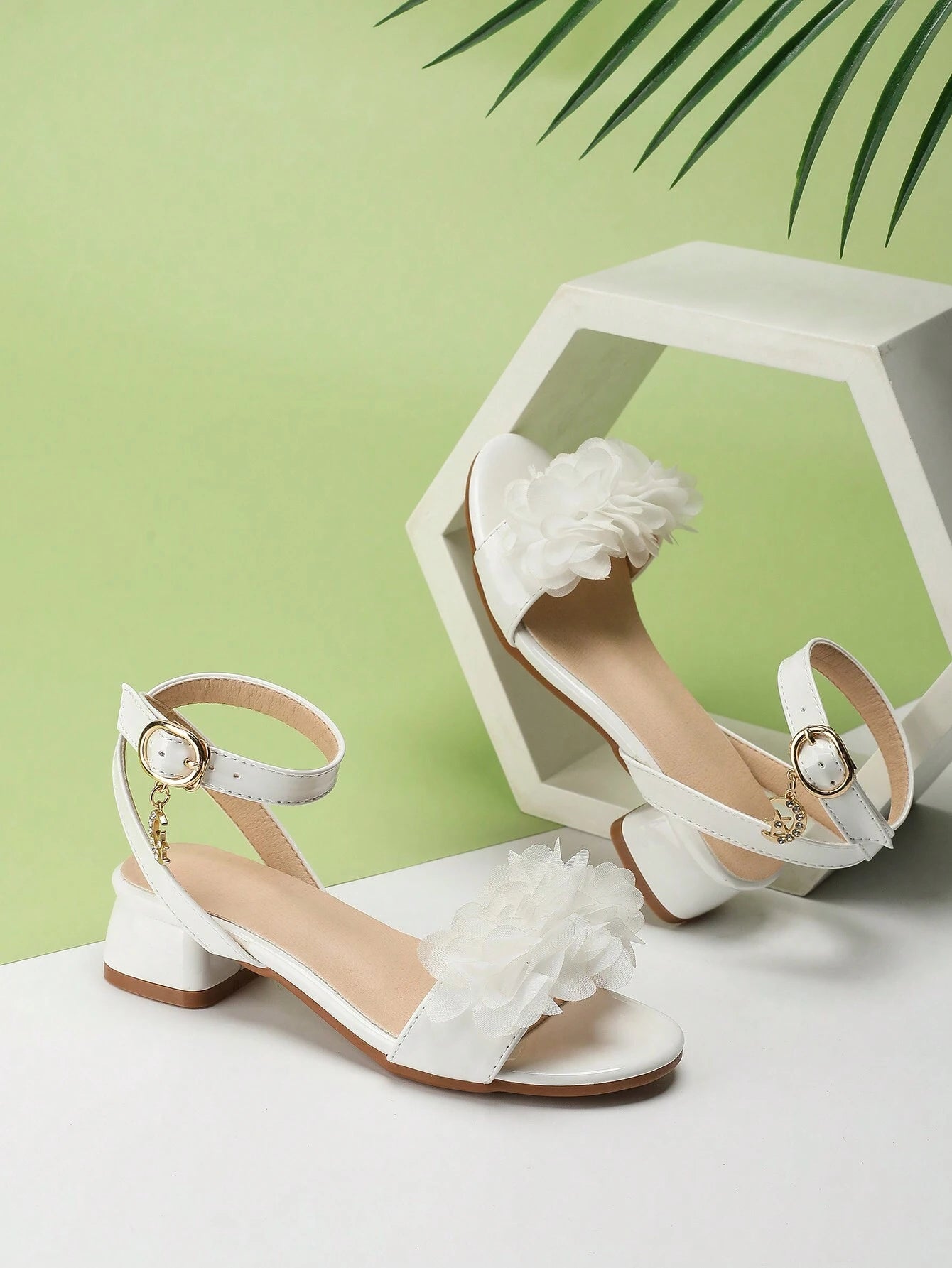Fashionable & Comfy Children's High-Heeled Sandals White 2