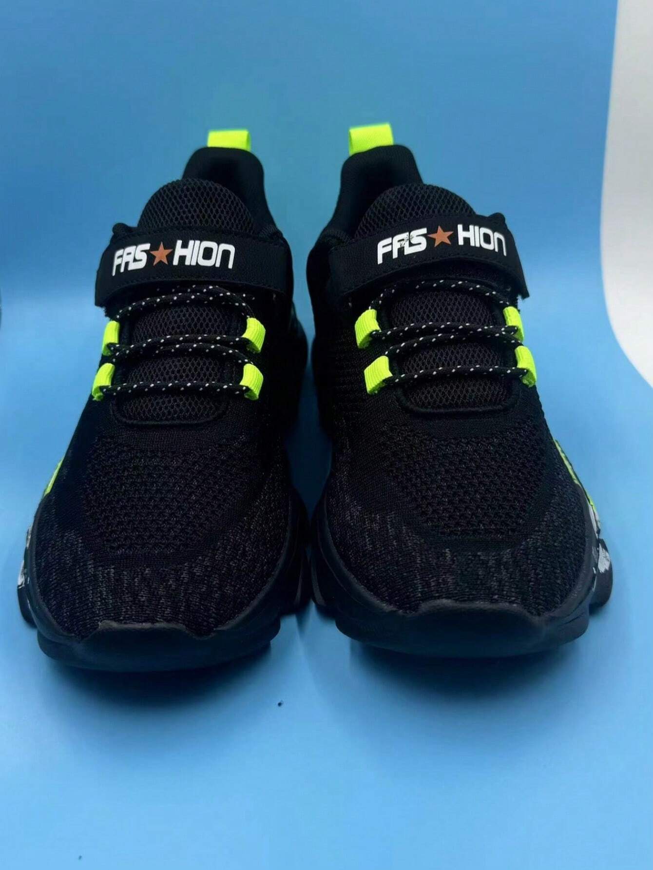 Unisex Kids' MD Sole Fashion Sneakers With Random Printed Hook-And-Loop