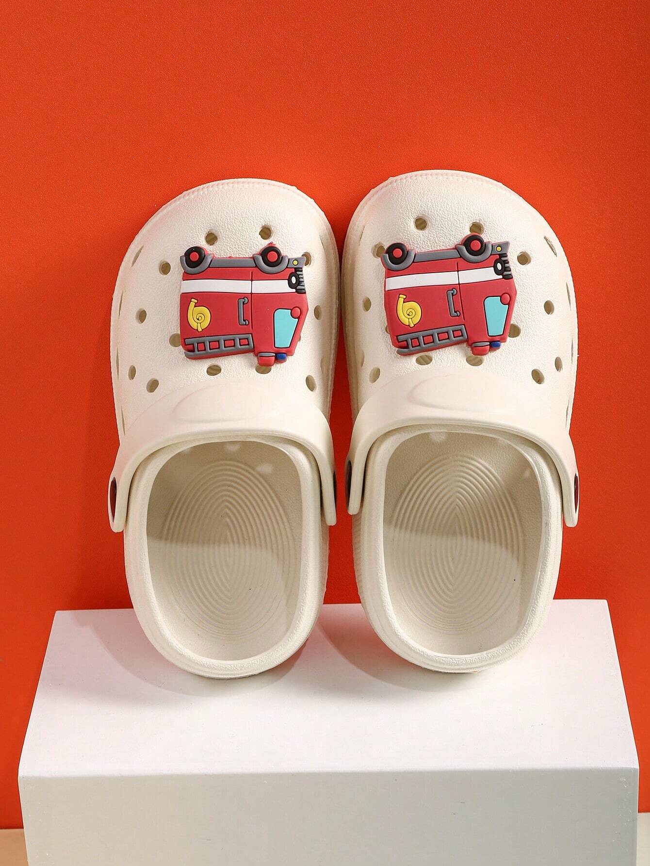 Soft Unisex Flat Slip-Resistant Two Wear Hole Shoes For Girls And Boys