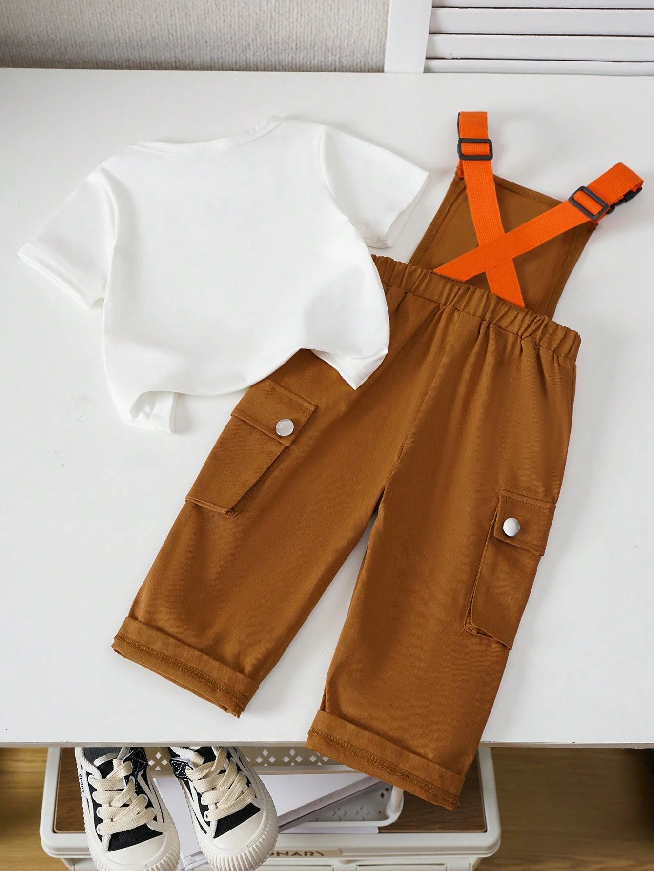 2pcs Baby Boy Casual Street-Style Workwear Suspender Pants Outfit, Korean Style