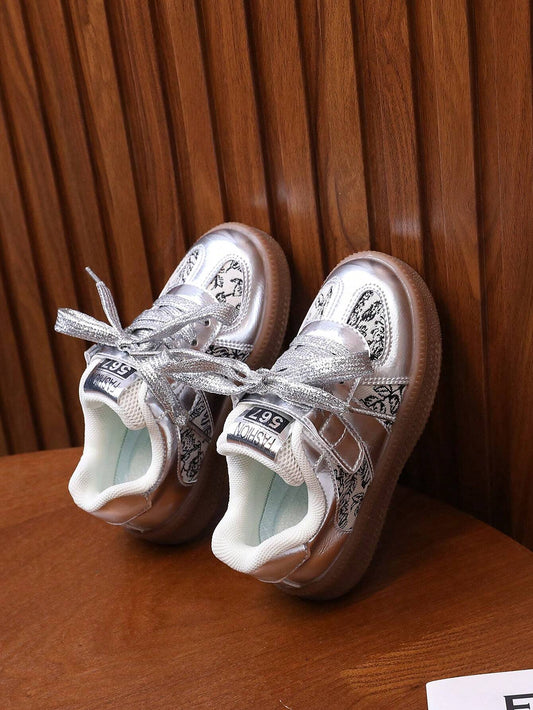 1 Pair Kids Sports Shoes With PU Leather, Anti-Slip Sole And Hook And Loop Closure Silver