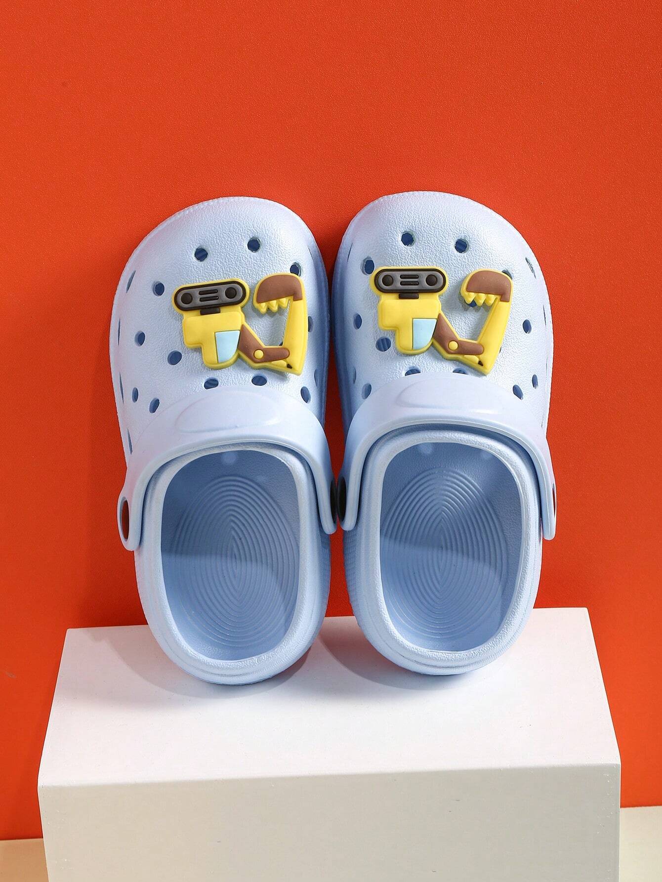 Soft Unisex Flat Slip-Resistant Two Wear Hole Shoes For Girls And Boys