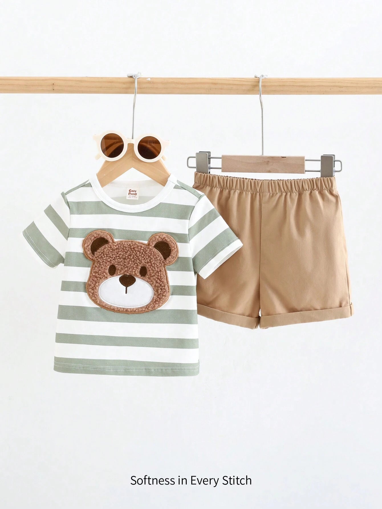 2pcs Baby Boy Bear Pattern Colorful Striped Crew Neck Short Sleeve Top And Casual Shorts Set