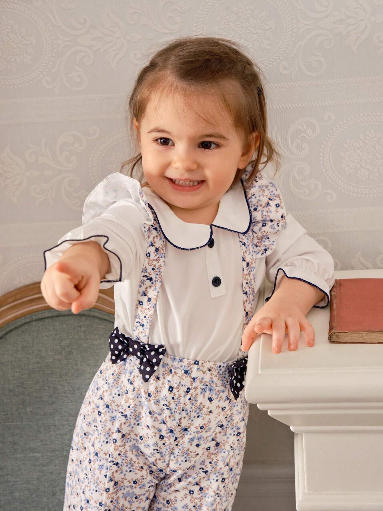 Toddler Girls' Elegant Palace Style Floral Strap Pants