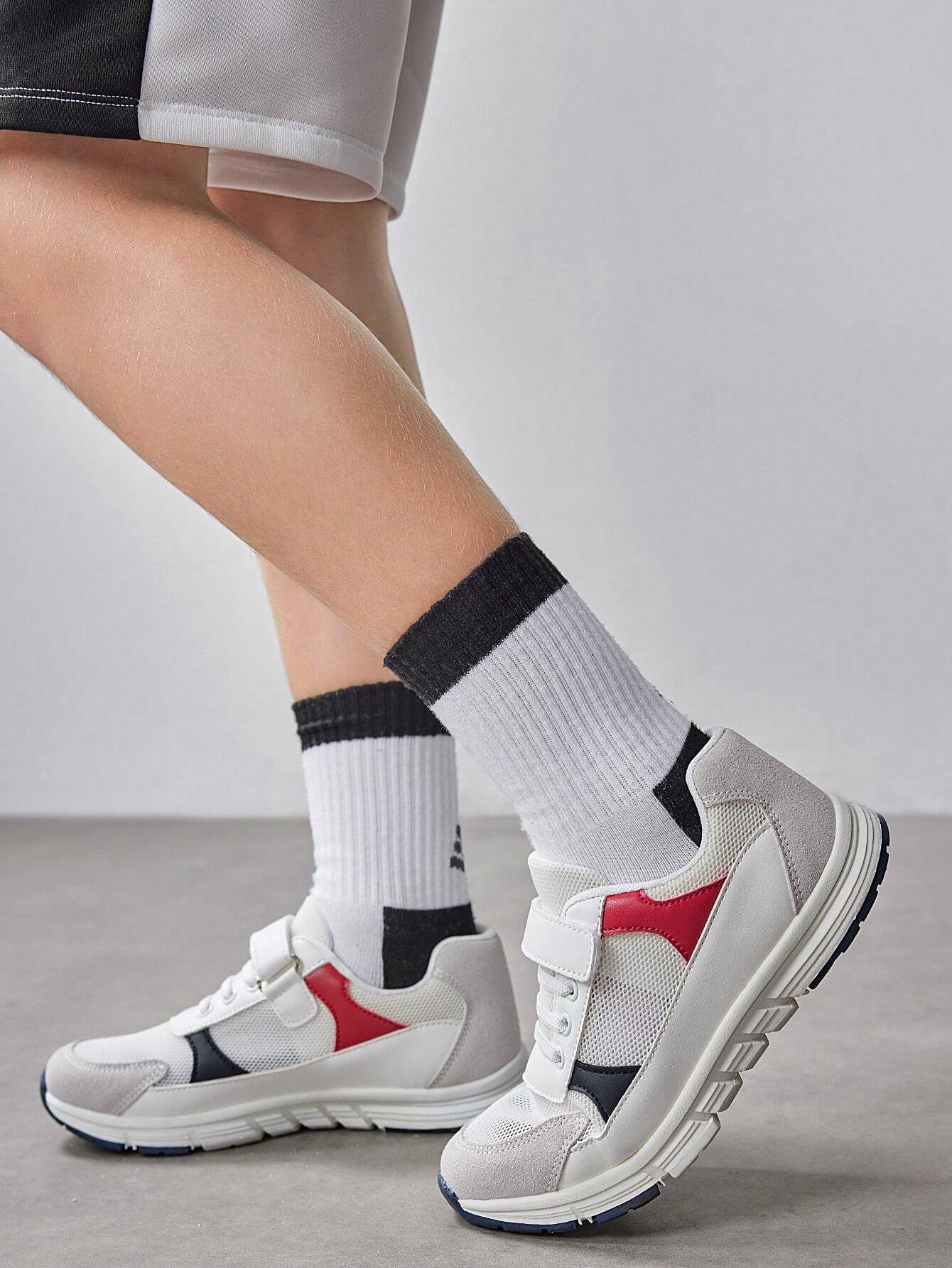 Fashionable & Versatile Mesh Breathable Color Block Soft Kids' Athletic Shoes