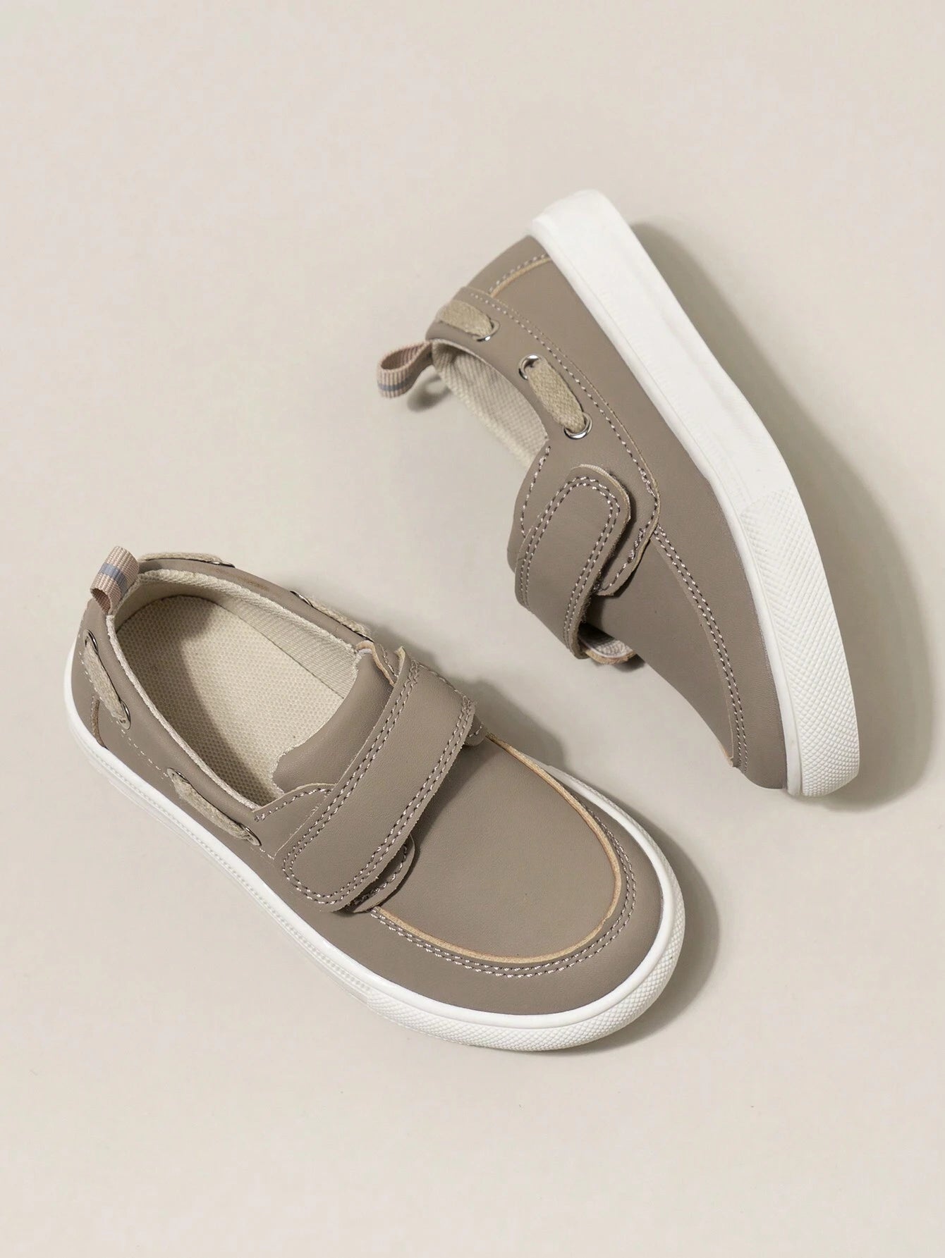English Style Hook And Loop Slip-On Anti-Skid Wear-Resistant Soft-Sole Loafers