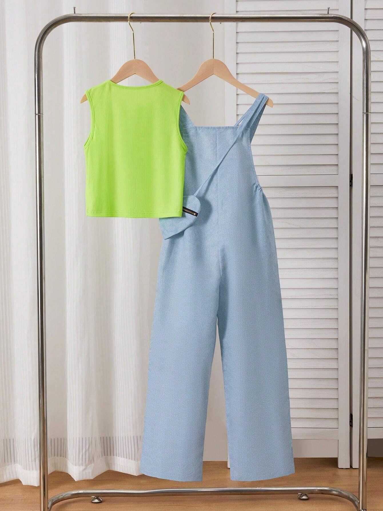 2pcs/Set Tween Girl Casual Denim-Look Printed Overalls And Camisole Tank Top Set