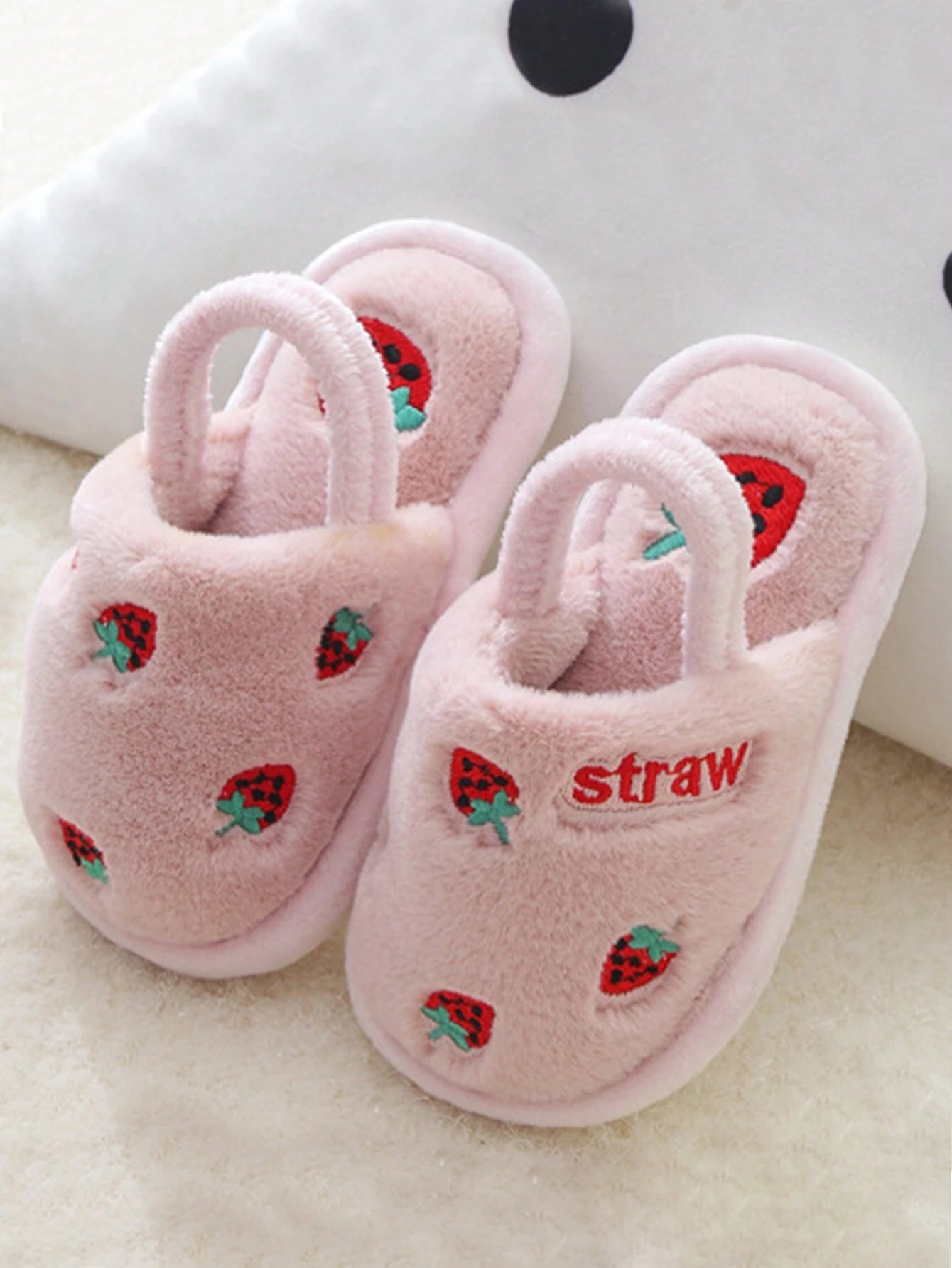 A Pair Of Fashionable And Cute Strawberry Embroidery Decorated Non Slip Warm Slippers