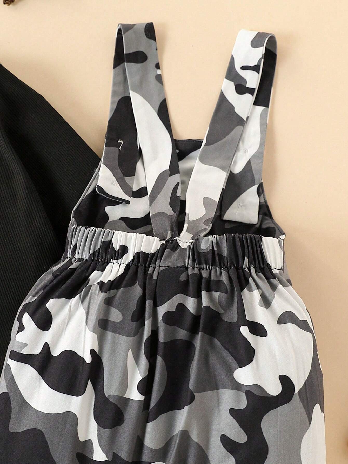 2pcs/Set Baby Boy Casual Solid Color Ribbed Long Sleeve T-Shirt And Camouflage All Over Print Jumpsuit