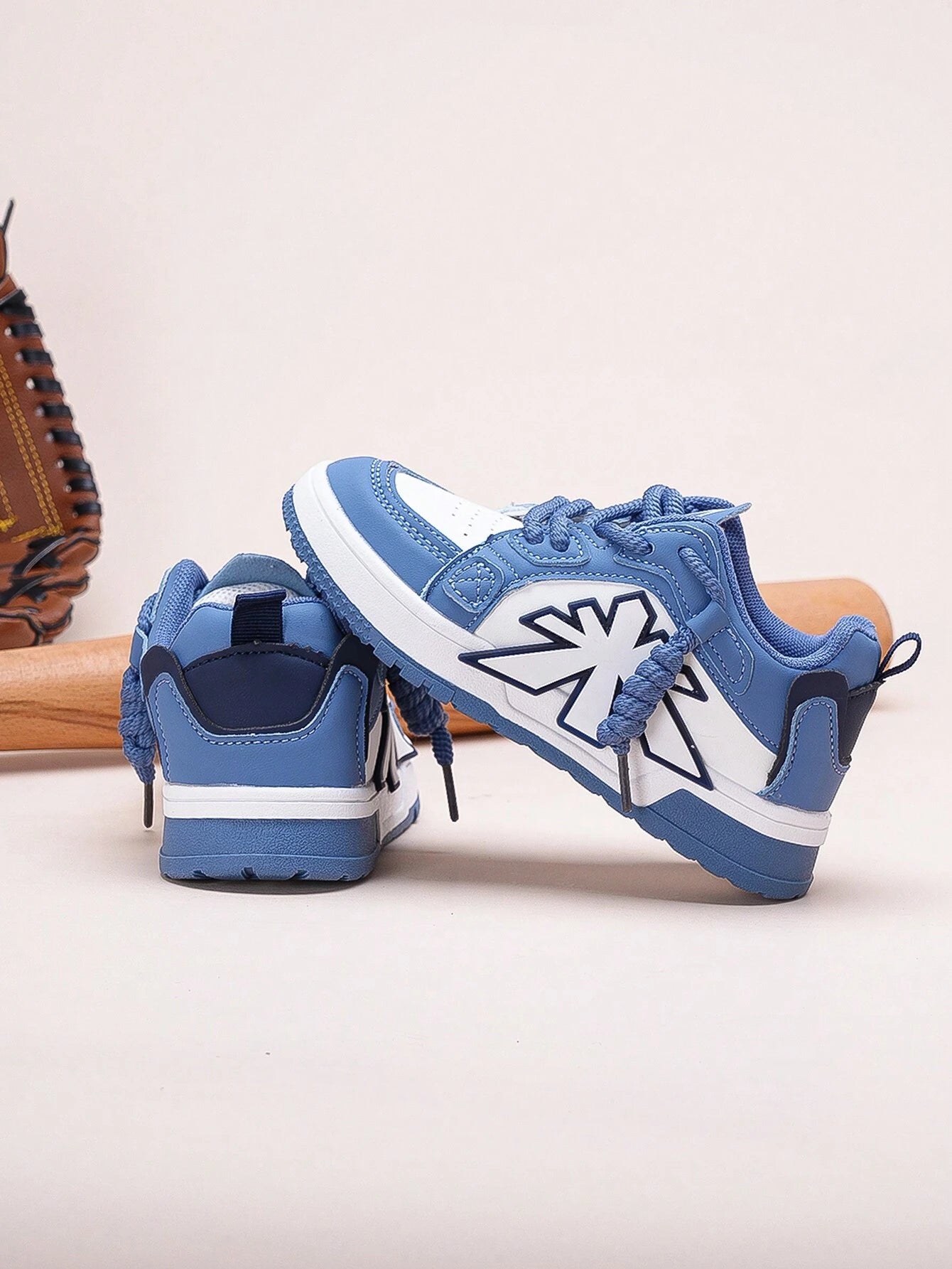 1 Pair Children's Super Light Casual Sneakers