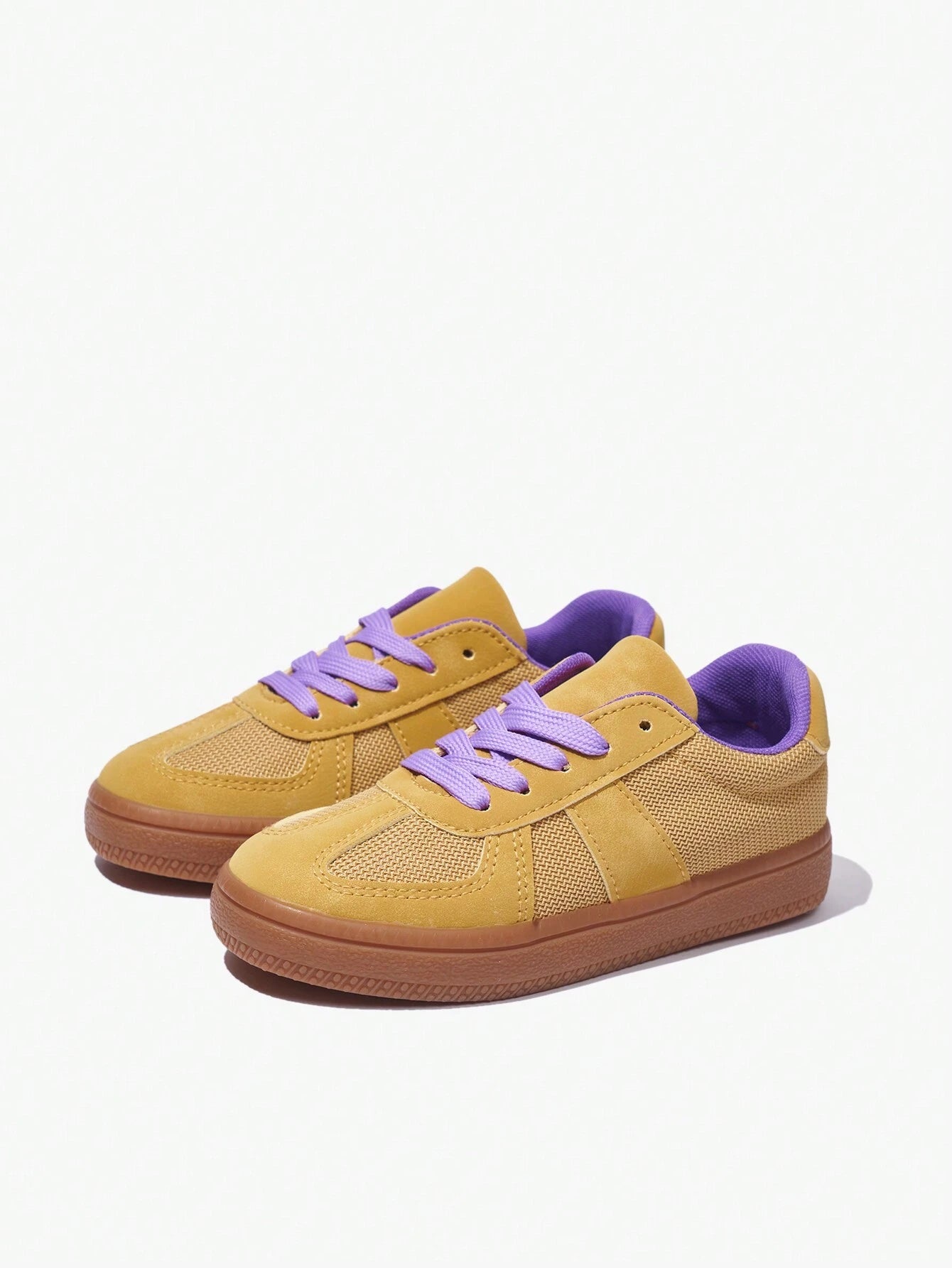 1 Pair Retro Fashion Sporty Lace-Up Color Block Casual Athletic Trainers