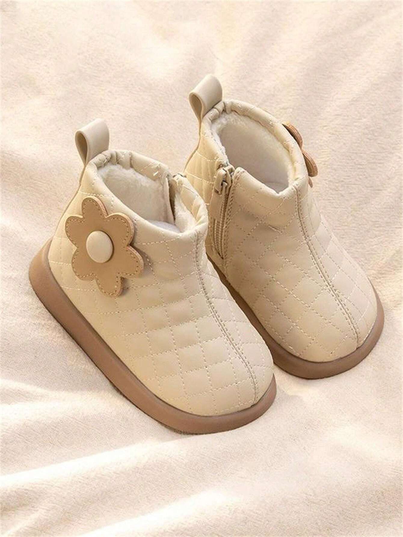 Toddler Girls Floral Design Plush-Lined Soft Leather Anti-Slip Short Boots