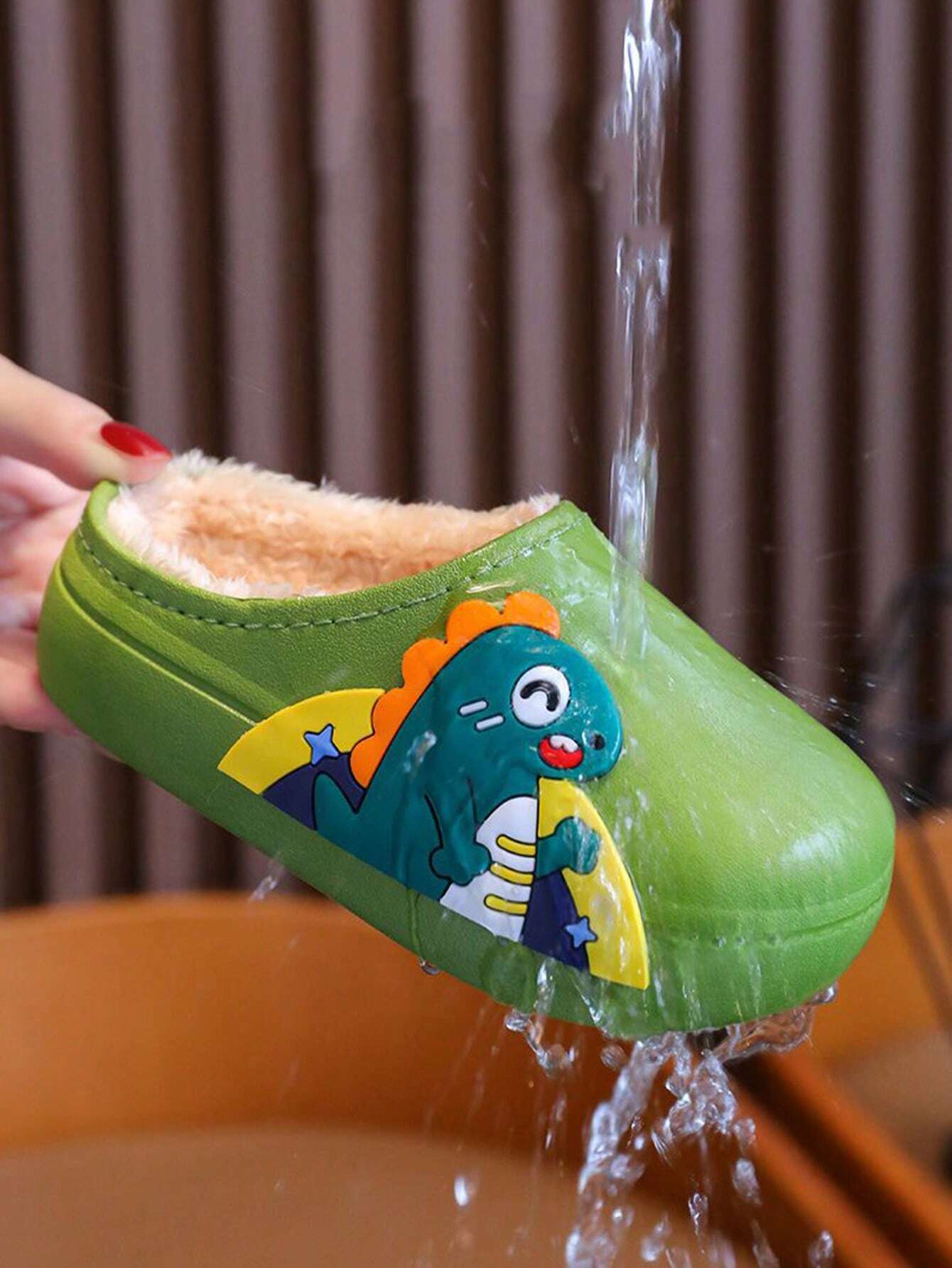 1 Pair Kids Cartoon Green Thermal Lined Anti-Slip Water-Resistant Warm House Slippers