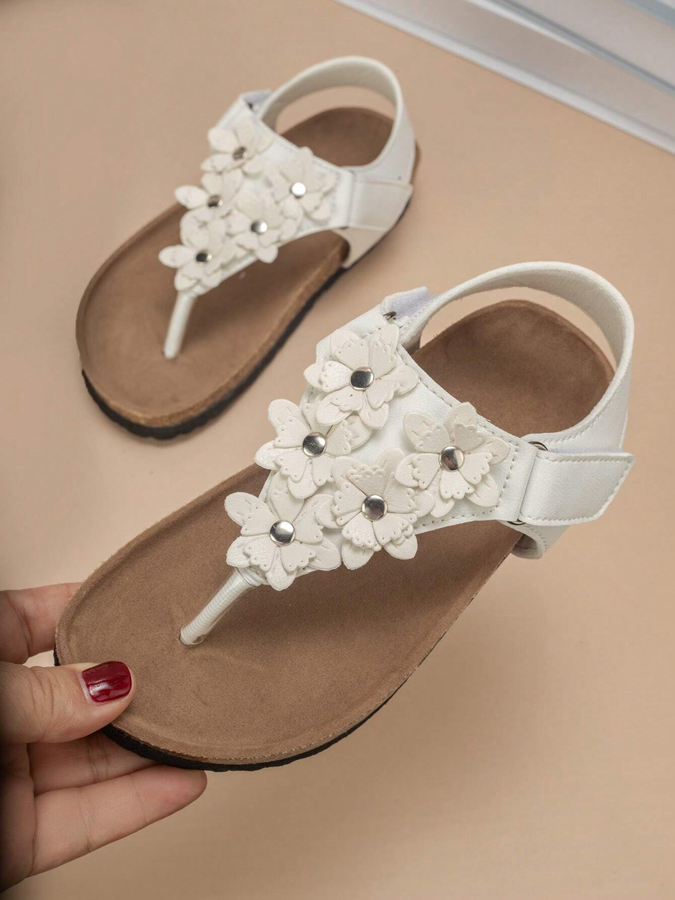 1 Pair Comfortable & Fashionable Cork Sole Flower Decor Flat Sandals White