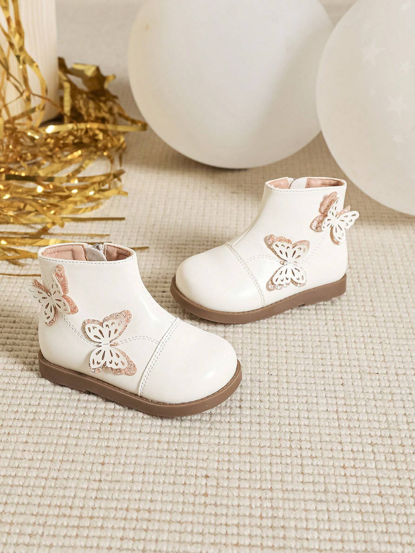 1 Pair Sweet And Cute Butterfly Embellished Girls' Snow Boots