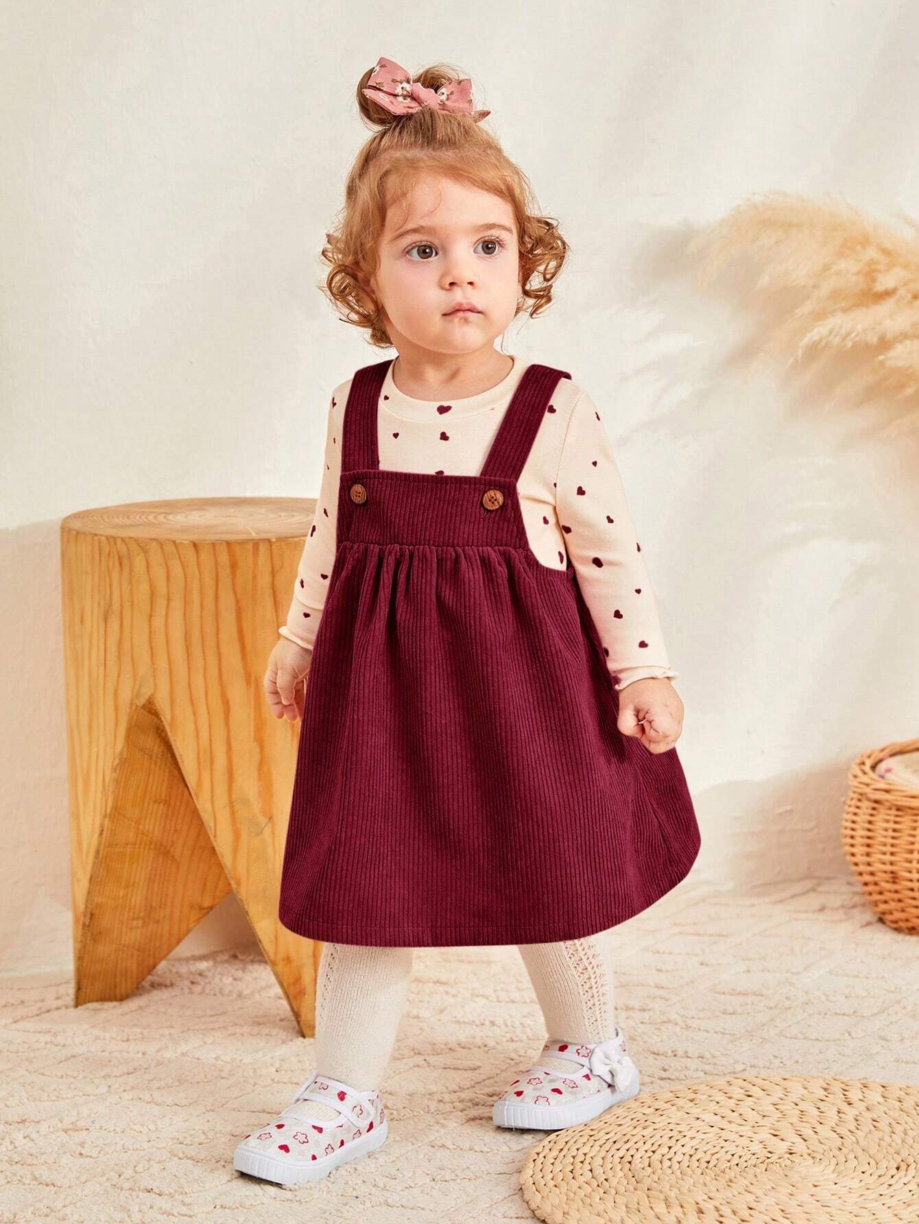 2pcs Baby Girls' Heart Pattern Crew Neck Long Sleeve Top And Bib Skirt Set