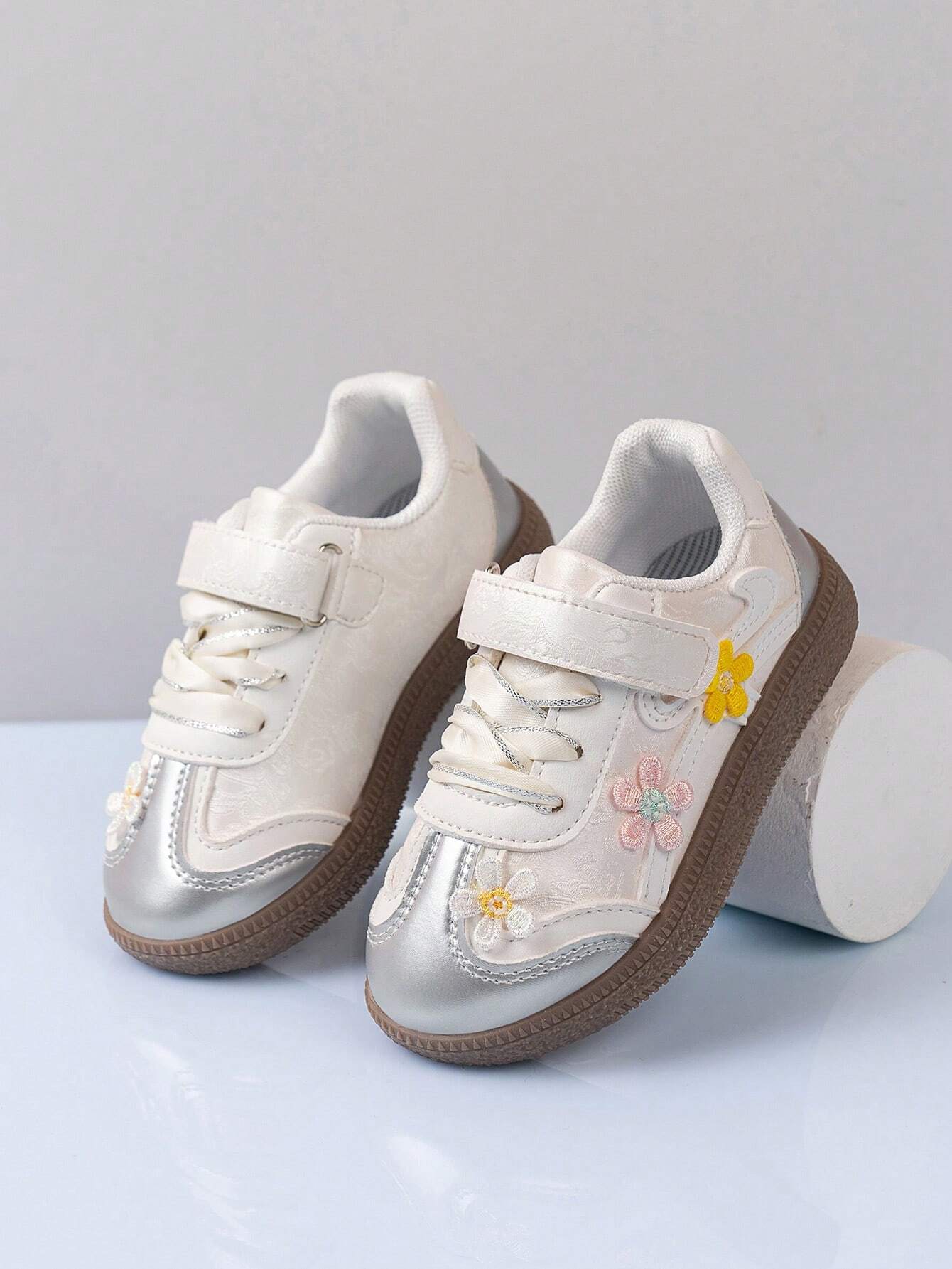 New Flat Shoes, Casual Outdoor Versatile Comfortable Soft White