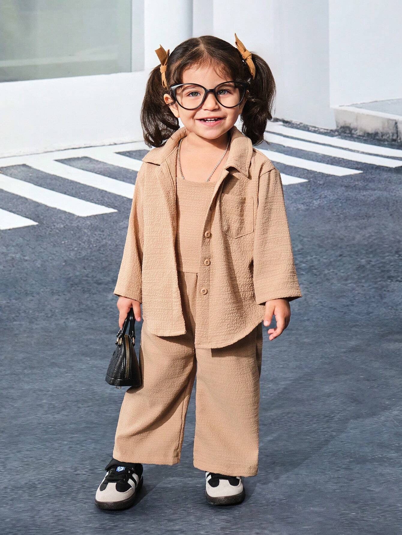 3pcs Baby Girls Minimalist Solid Color "Babygirl" Shirt, Pullover, And Pant Set Khaki