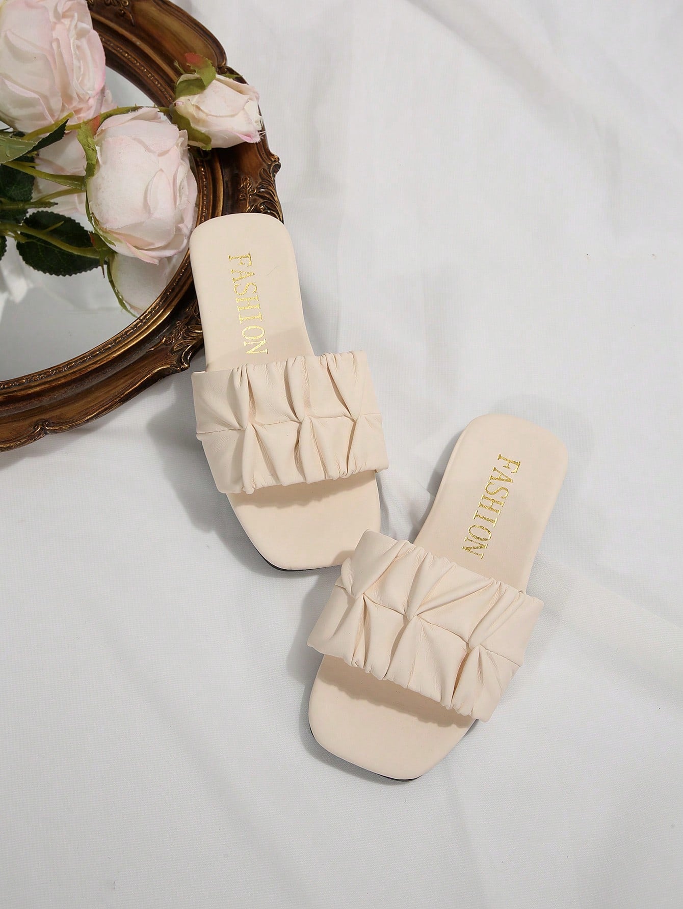 Children's Fashionable Outdoor Slippers Beige