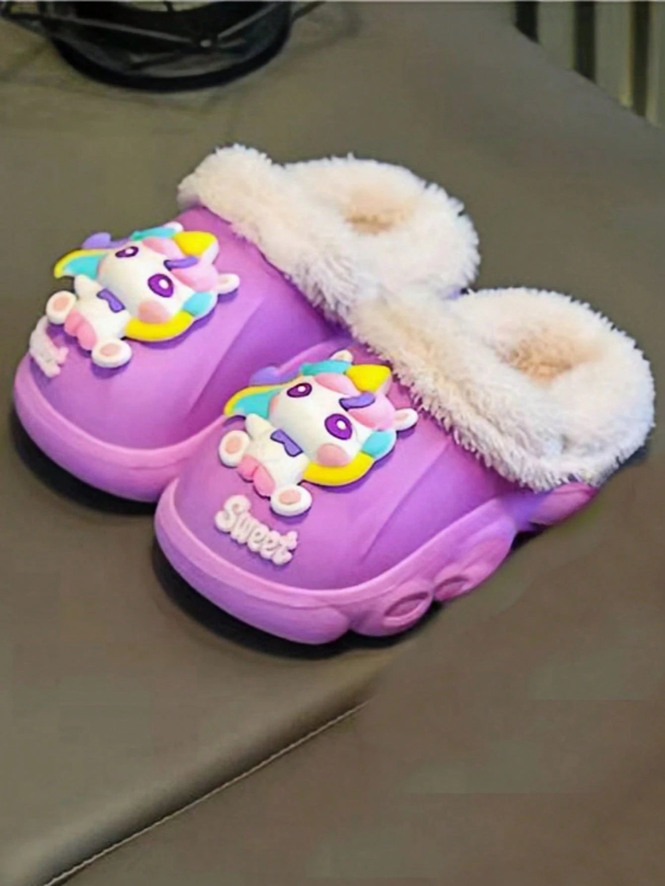 1 Pair Girls Cartoon Pony Fluffy Slippers