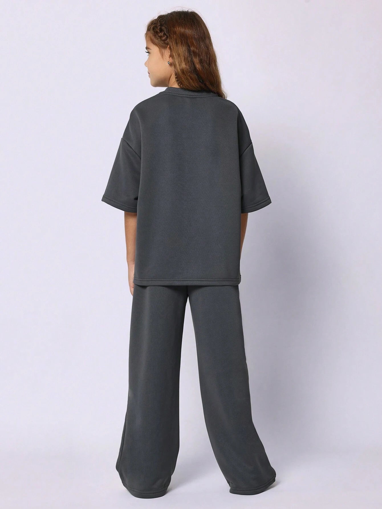 Tween Girls Oversized Fit Tee With Joggers 2 Piece Set