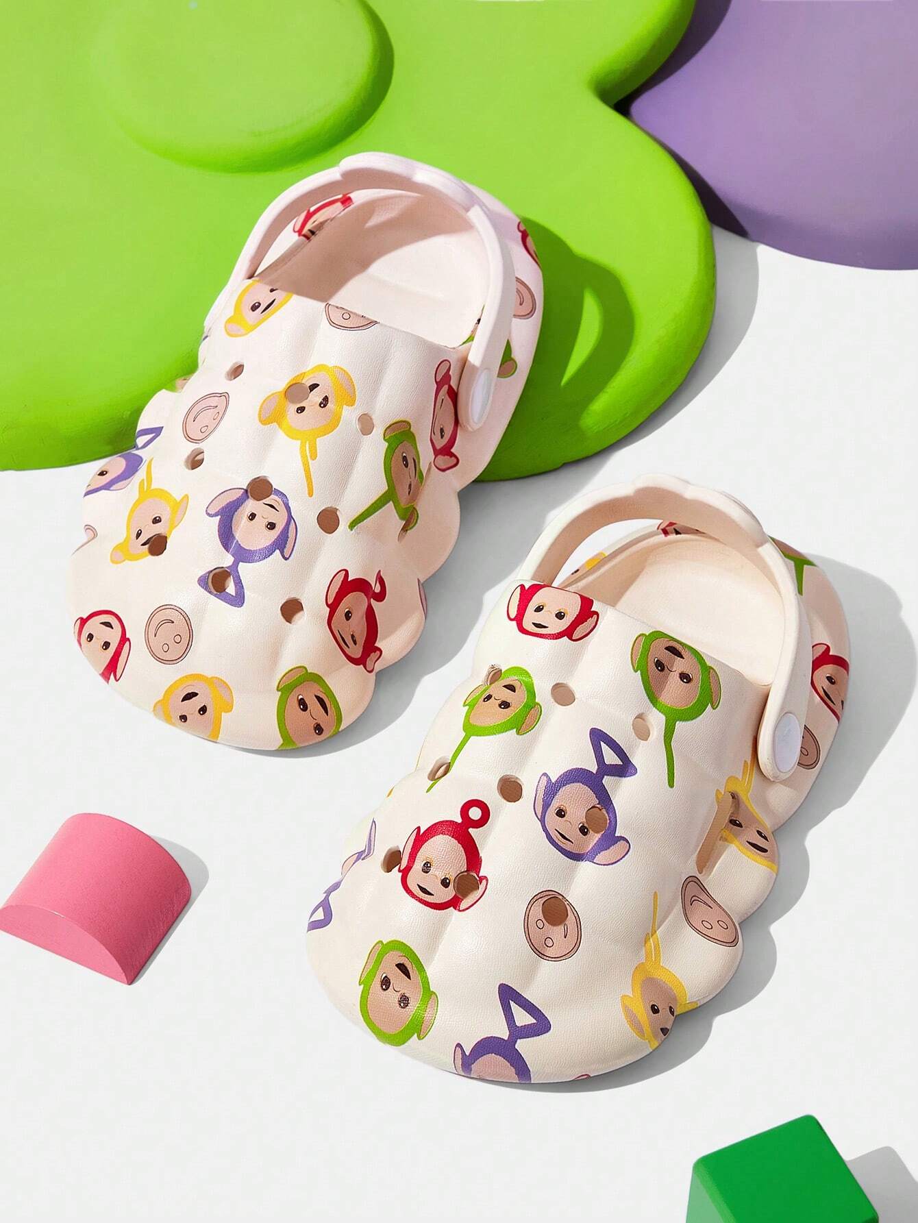 SCOOBY-DOO X SHEIN Cute Dog Pattern EVA Hole Slippers