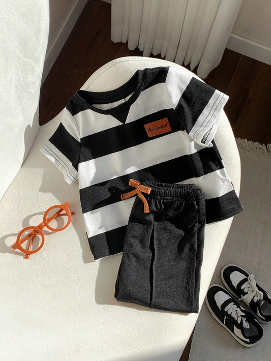2pcs Baby Boy/Girl Cute Striped Short Sleeve T-Shirt And Elastic Waist Pants Multicolor