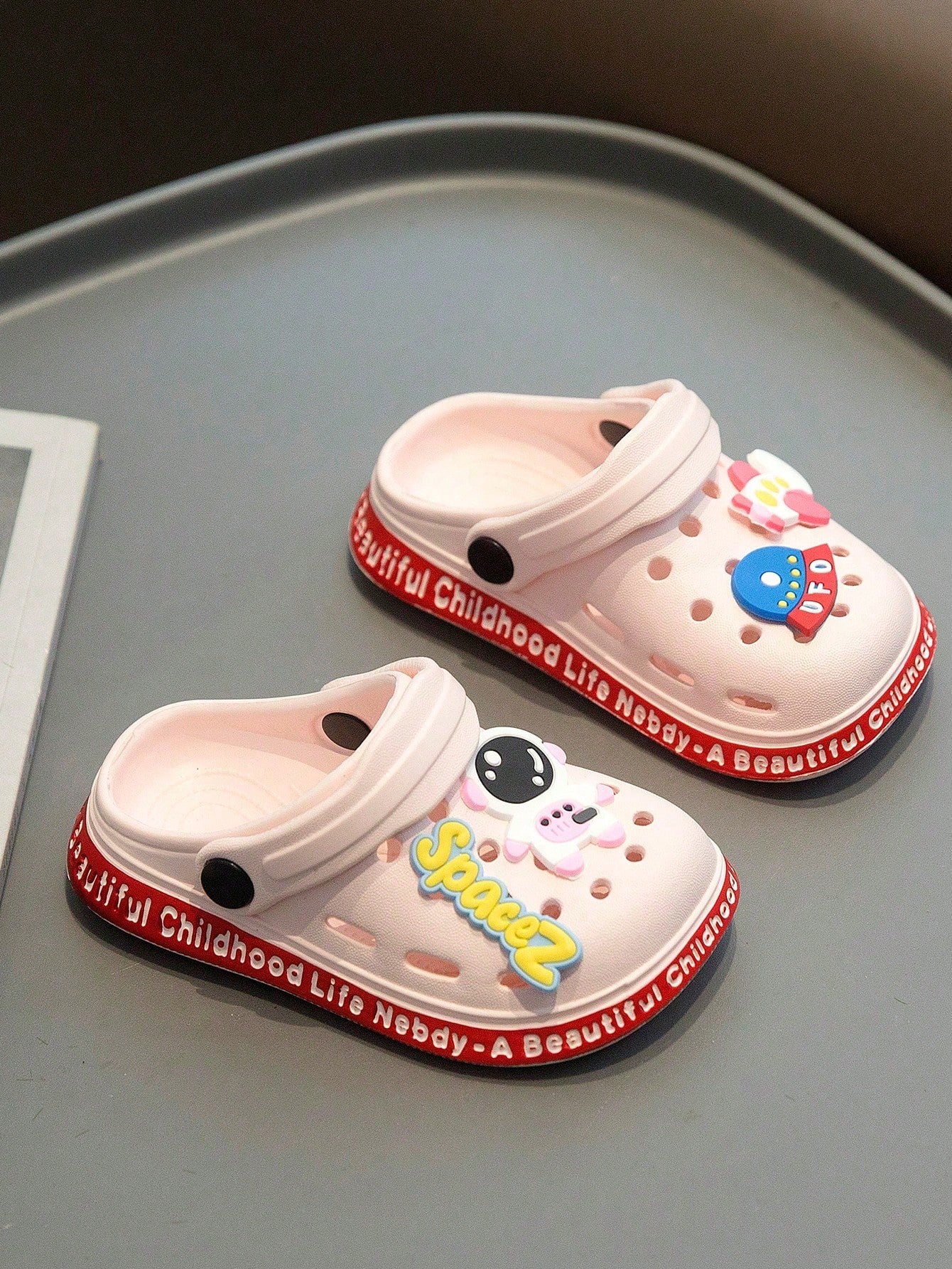 1 Pair Kids' Cartoon Pattern Clogs