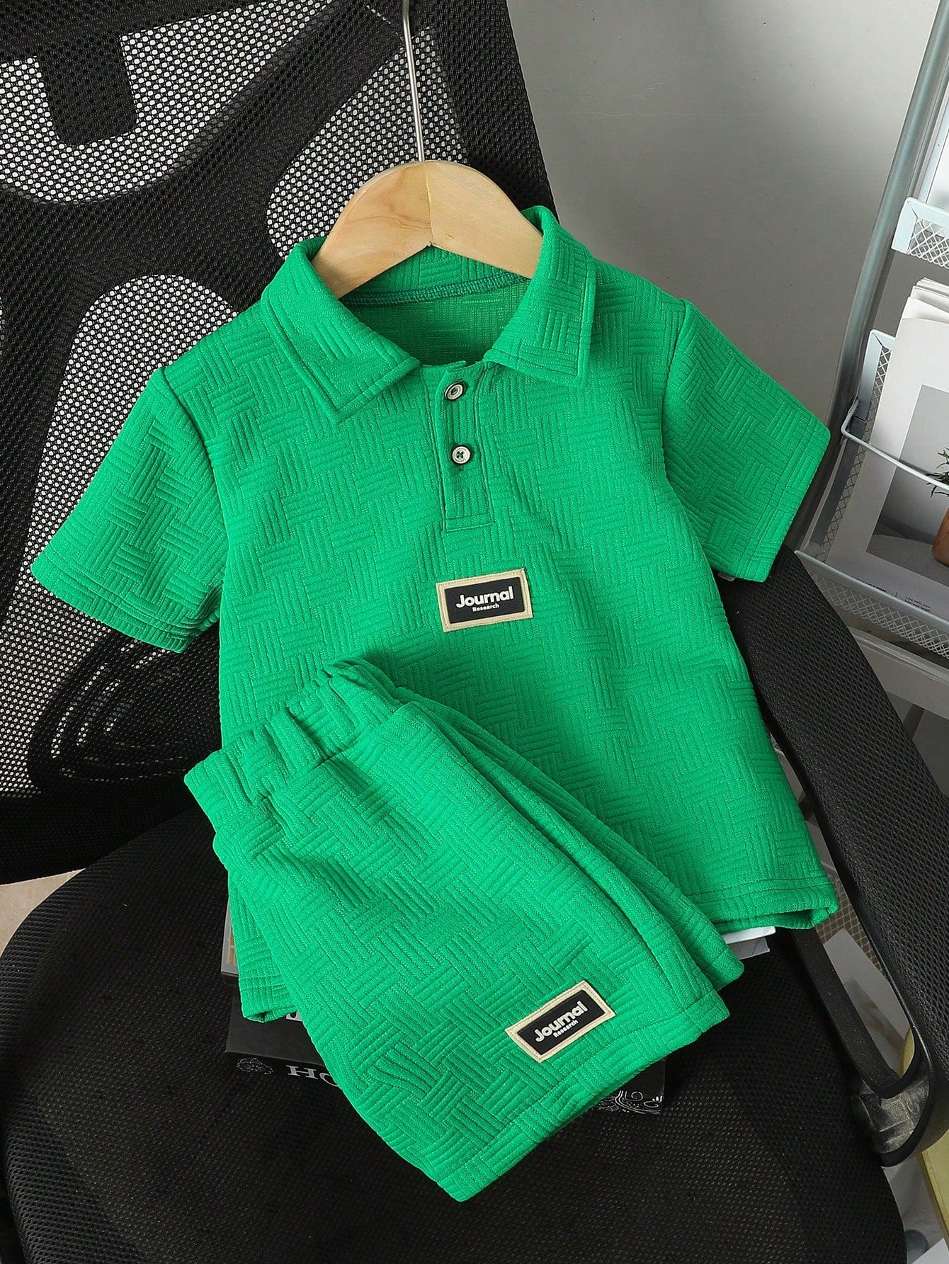 2pcs/Set Boy Casual Short Sleeve Polo Shirt With Letter Print And Shorts Green