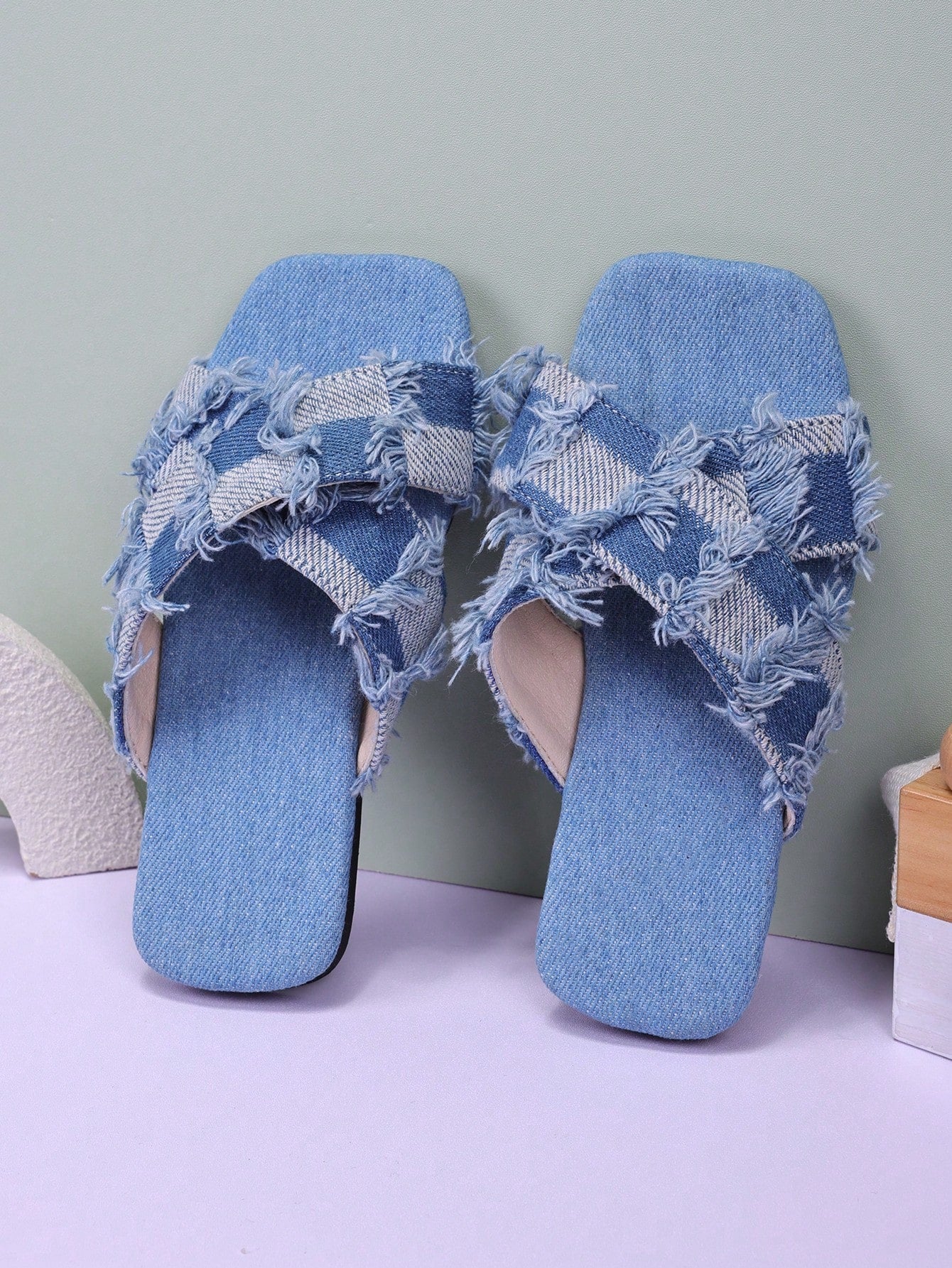 Fashion Letter Lightweight Slippers Leisure Simple Outdoor Indoor Travel Essential