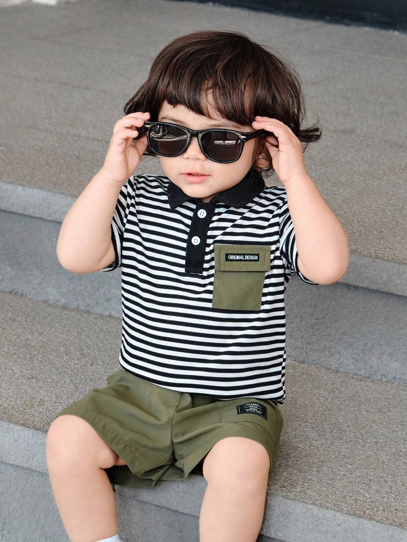 2pcs Baby Kids Short Sleeve Turndown Collar Snap Patch Top And Elastic Waist Shorts Set