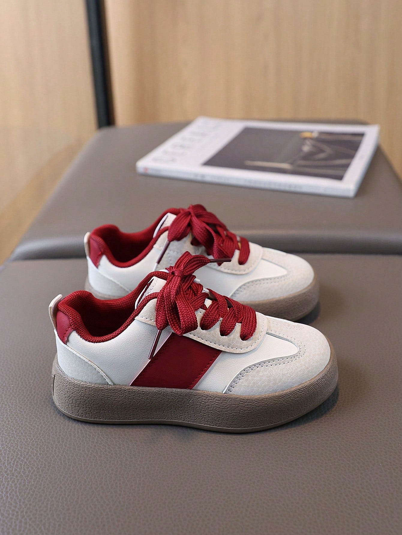 1 Pair Fashionable Kids/Children Casual Sports Sneakers