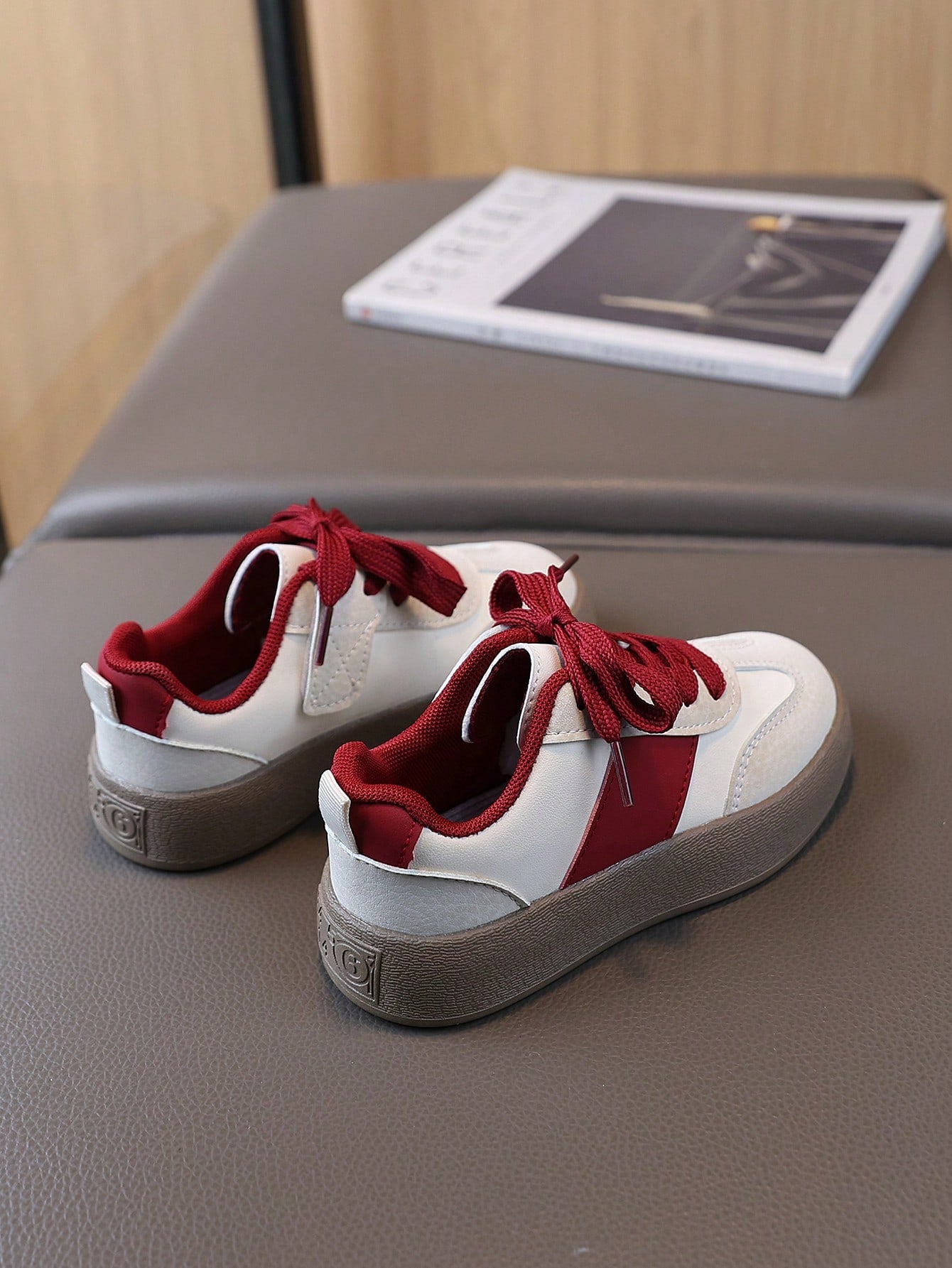 1 Pair Fashionable Kids/Children Casual Sports Sneakers