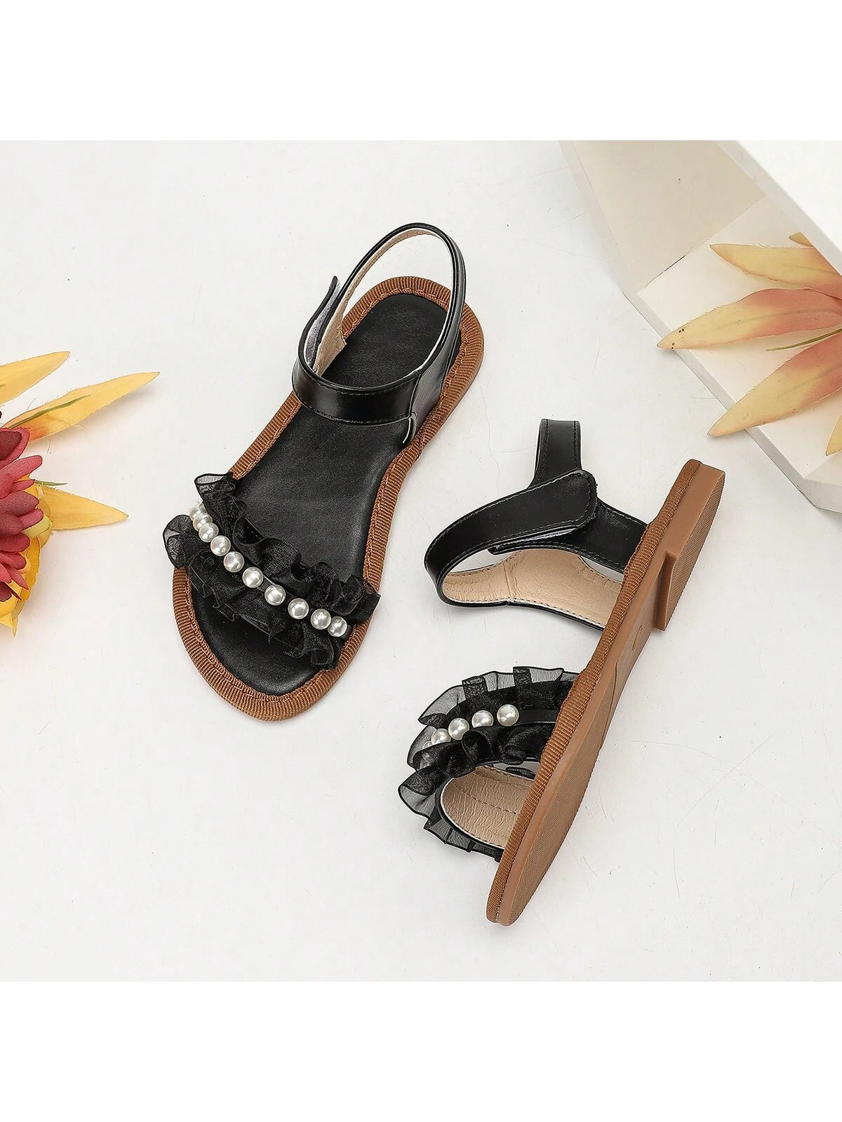 1 Pair Girls Children's Flat Cute Sandals With Lace & Pearl Decor