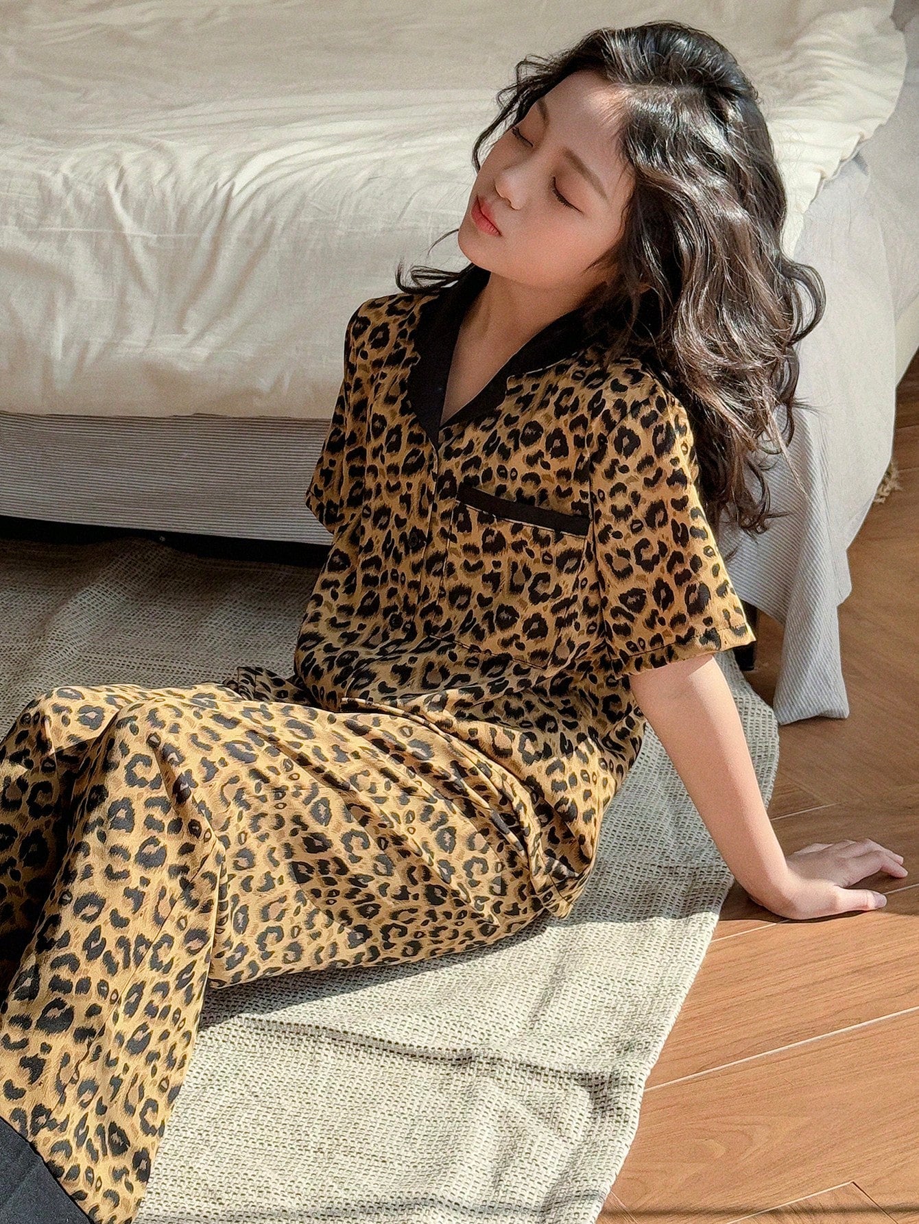 DAZY Girl's (Plus Size) Fall Leopard Print Short Sleeve Pants Pajama Set Brown