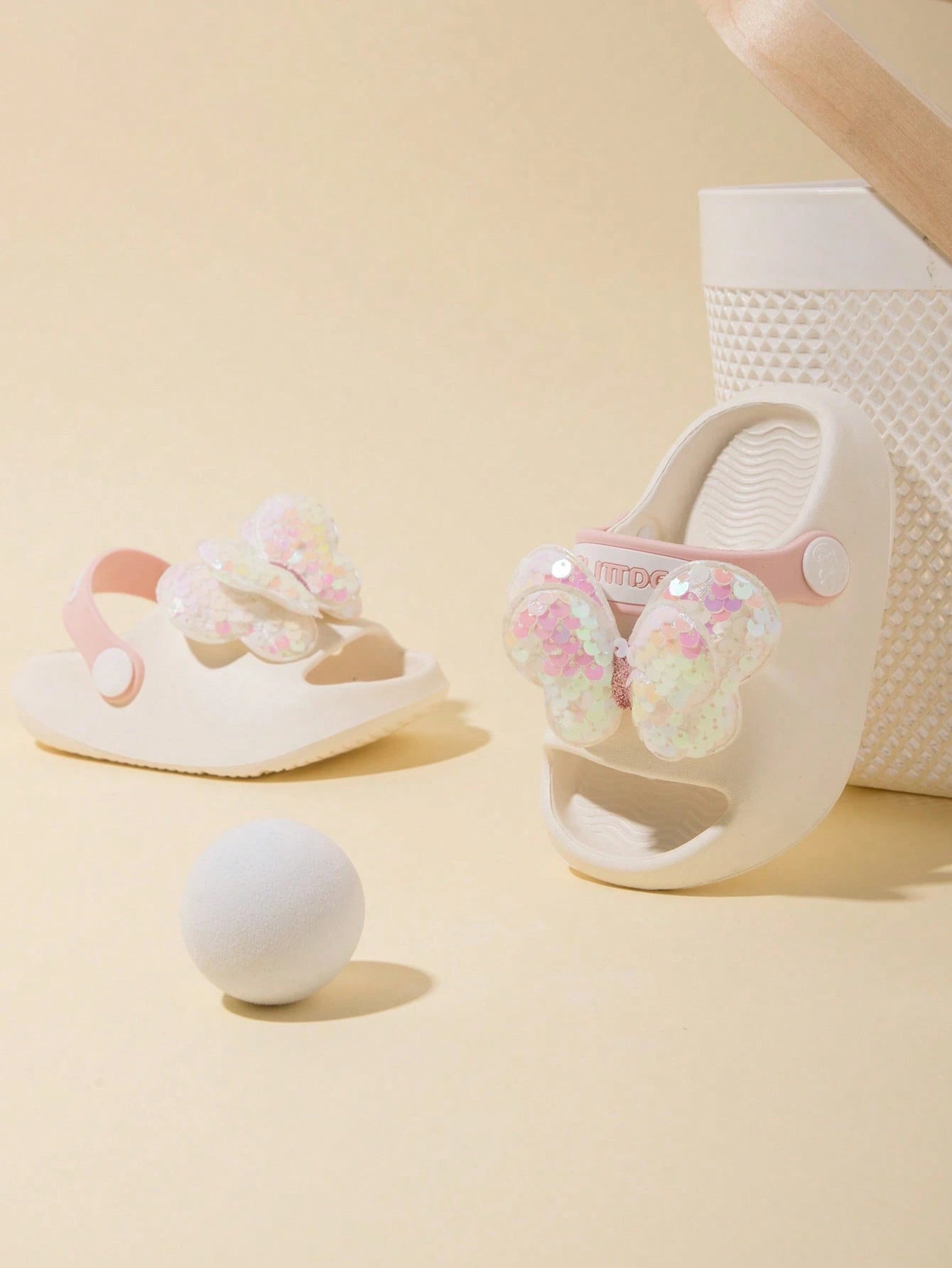 Girls' Fashion Cute Sequined Bow Open Toe Slippers