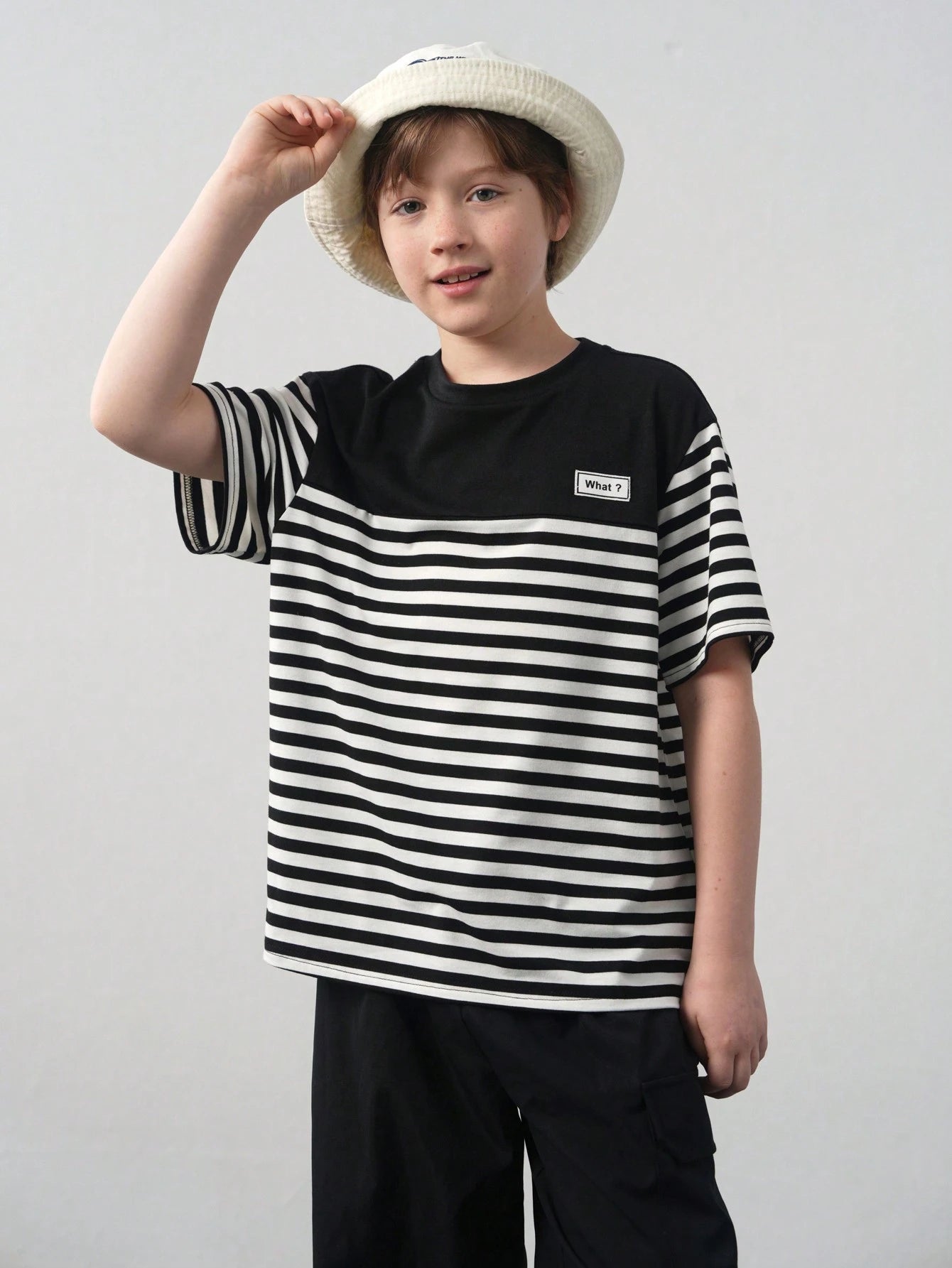 2pcs/Set Tween Boy Casual Solid & Striped Short Sleeve T-Shirt And Elastic Waist Cargo Pocket Pants