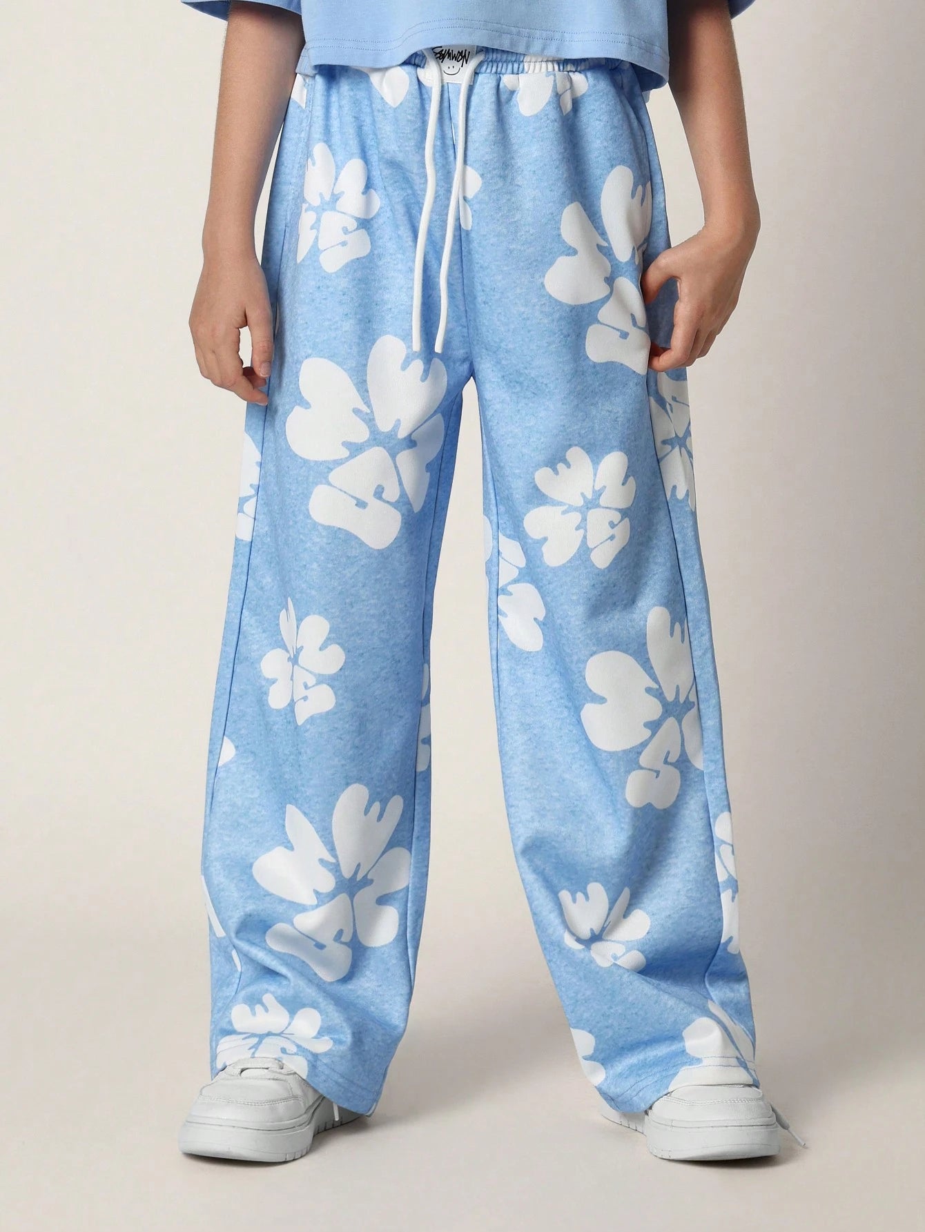 Tween Girls Everyday Play Crop Tee And Sweatpants With Flock Print